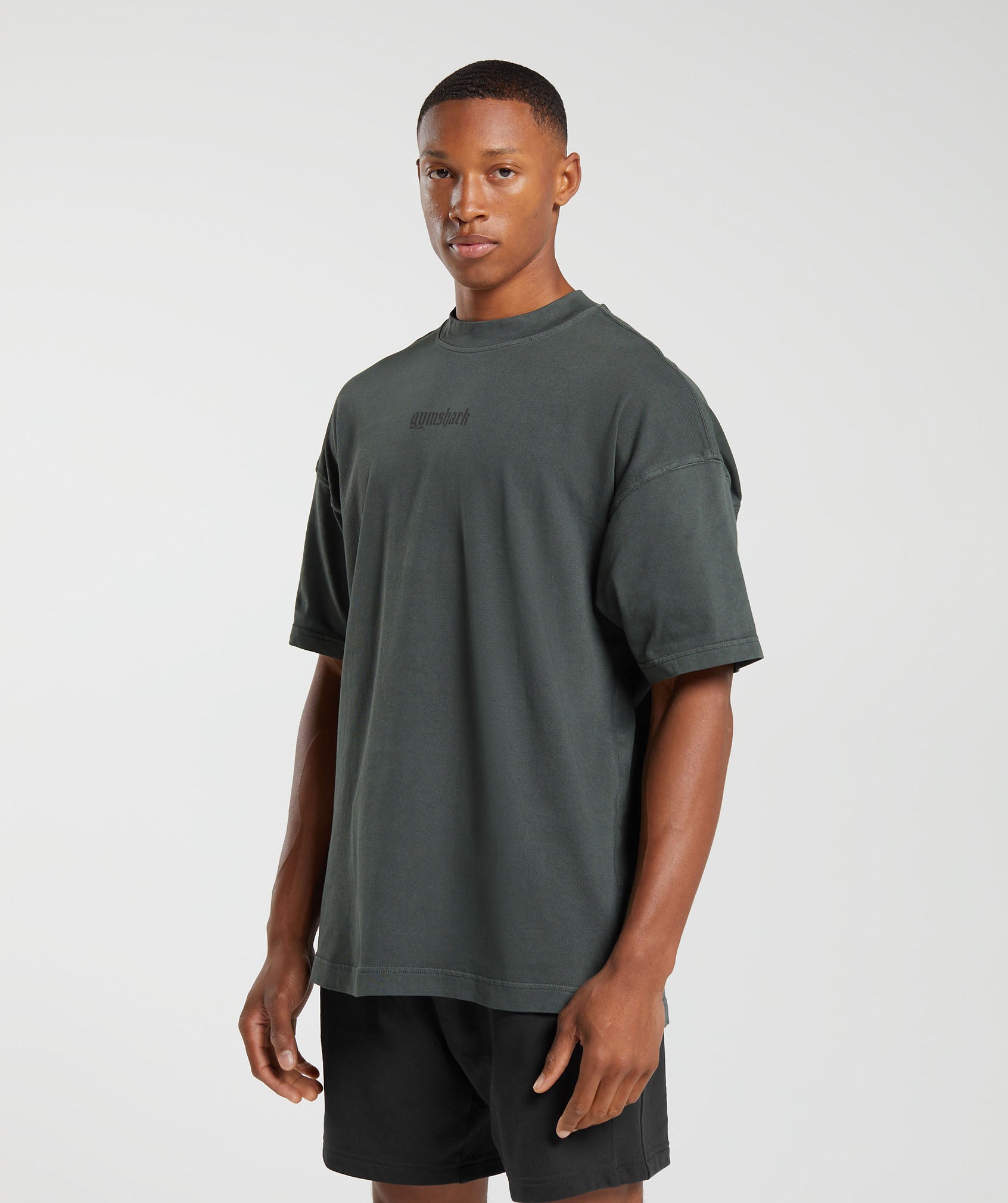 Heavyweight T-Shirt in Deep Olive Green - view 3