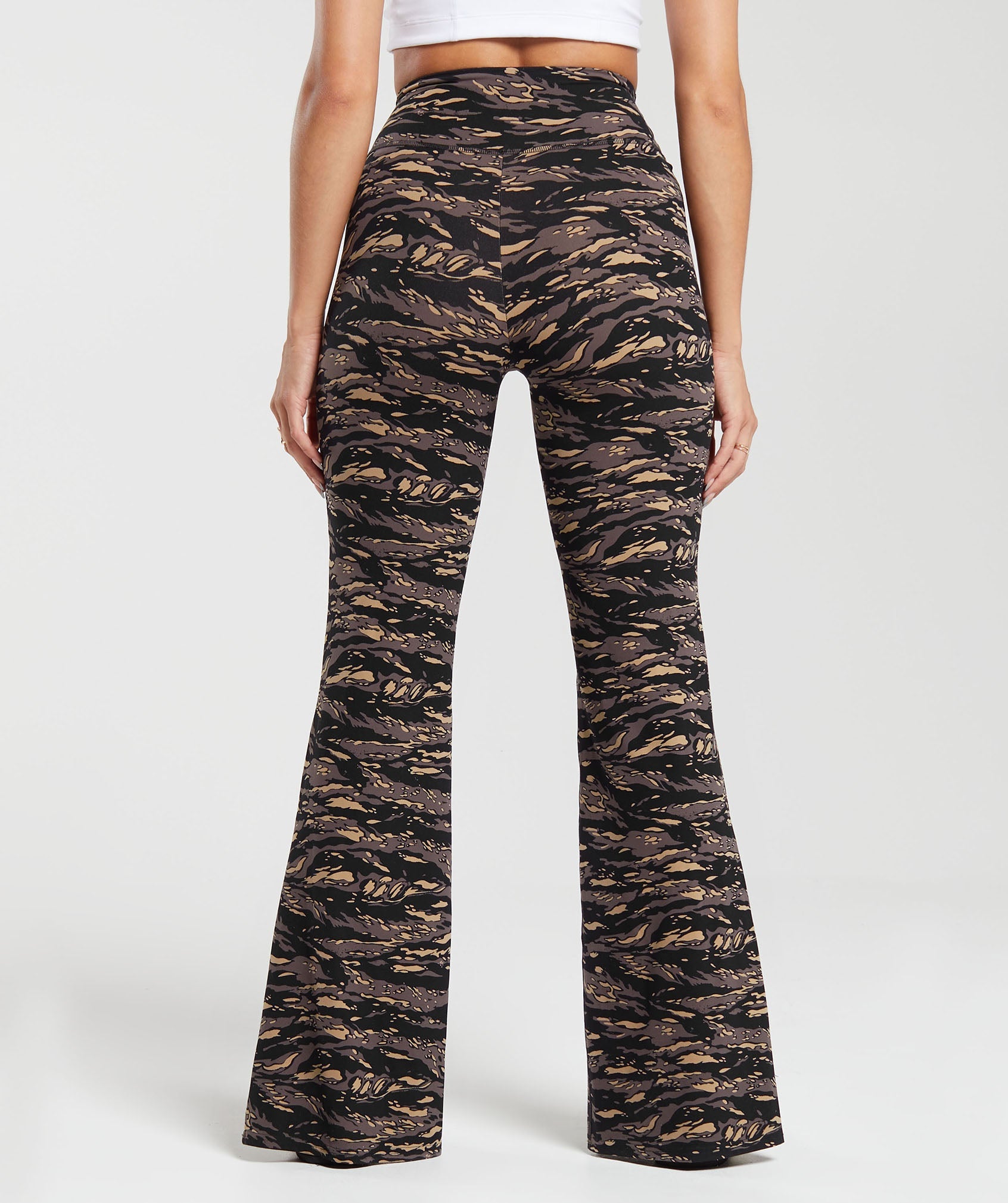 Split Flare Printed Leggings