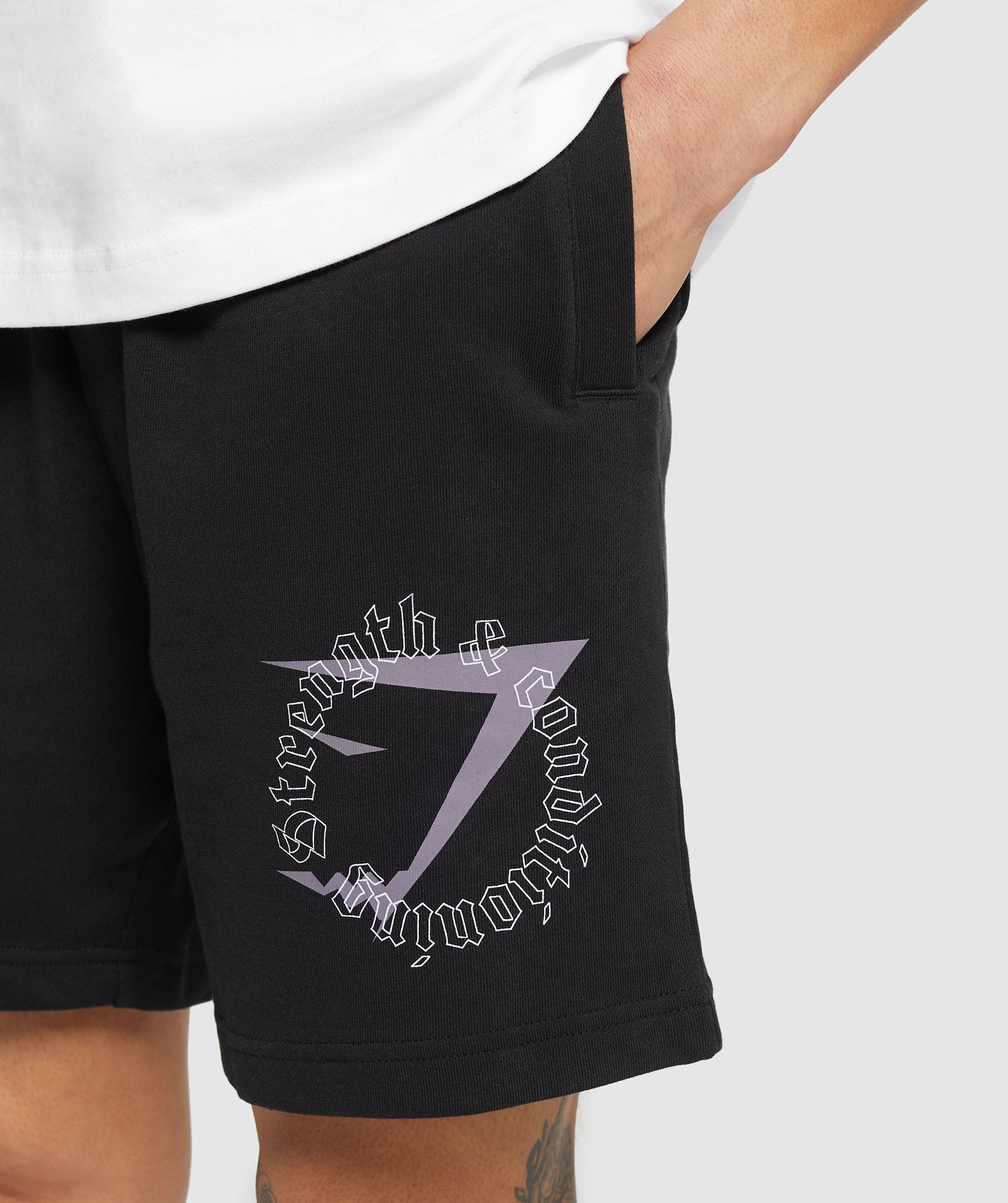 Strength and Conditioning 7" Shorts in Black - view 5