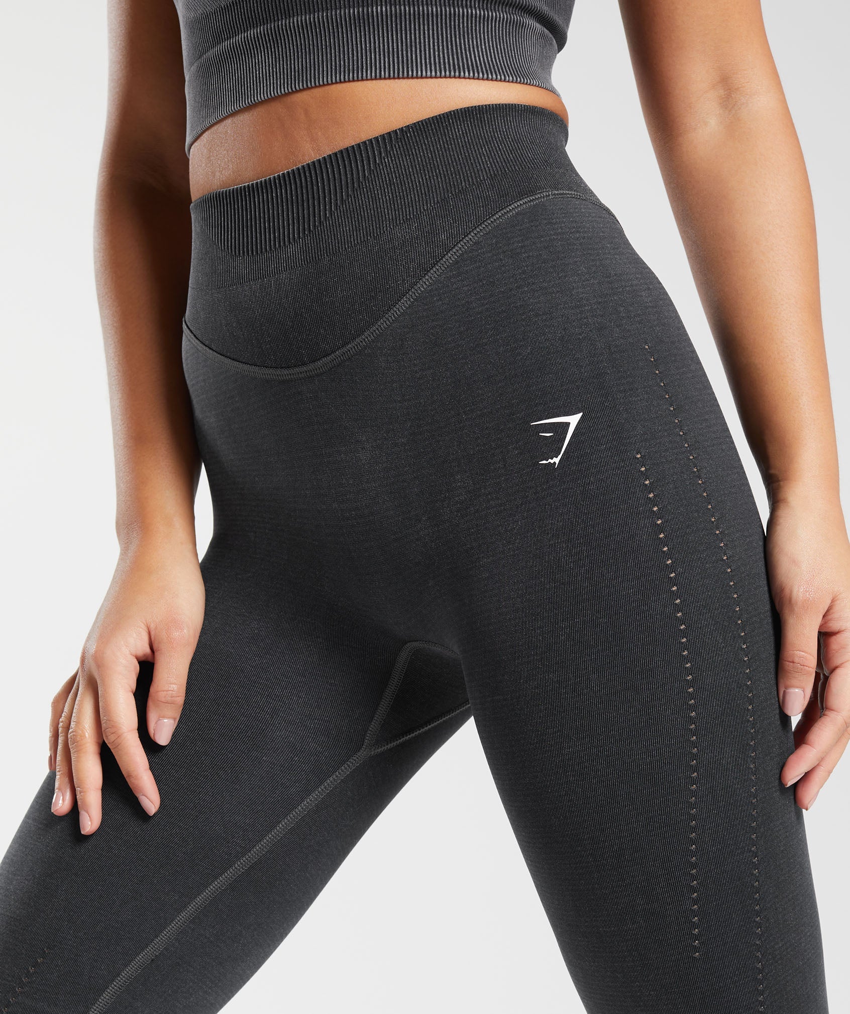 Sweat Seamless Washed Leggings in Black - view 9