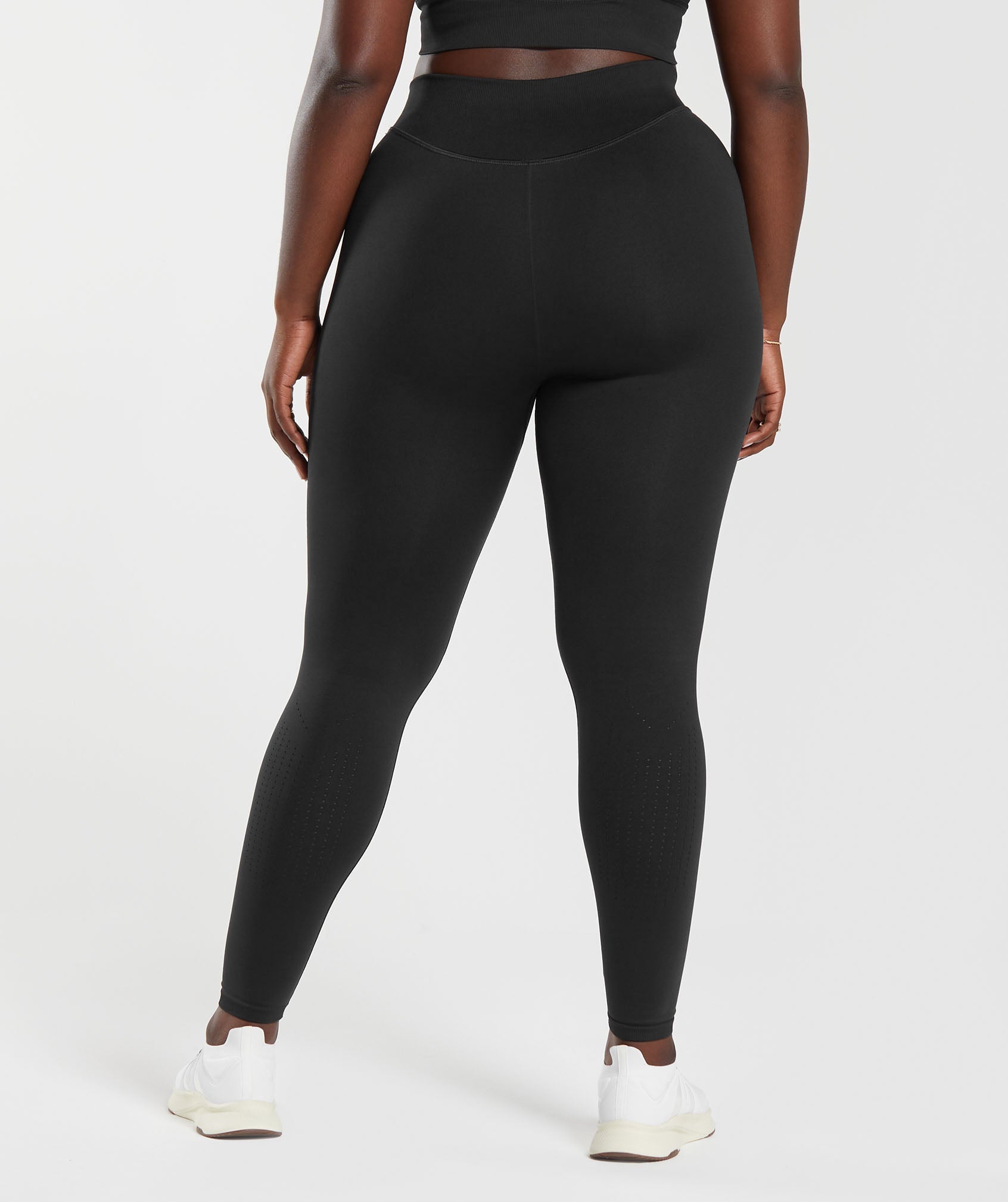 Sweat Seamless Leggings in Black - view 7