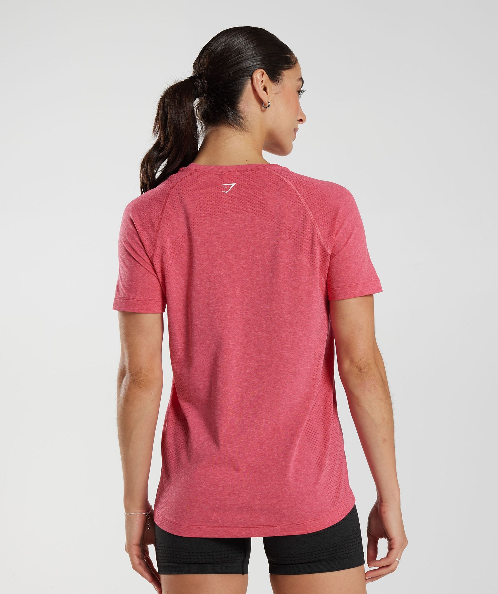 Vital Seamless 2.0 Light T-Shirt in Bright Fuchsia Marl - view 2