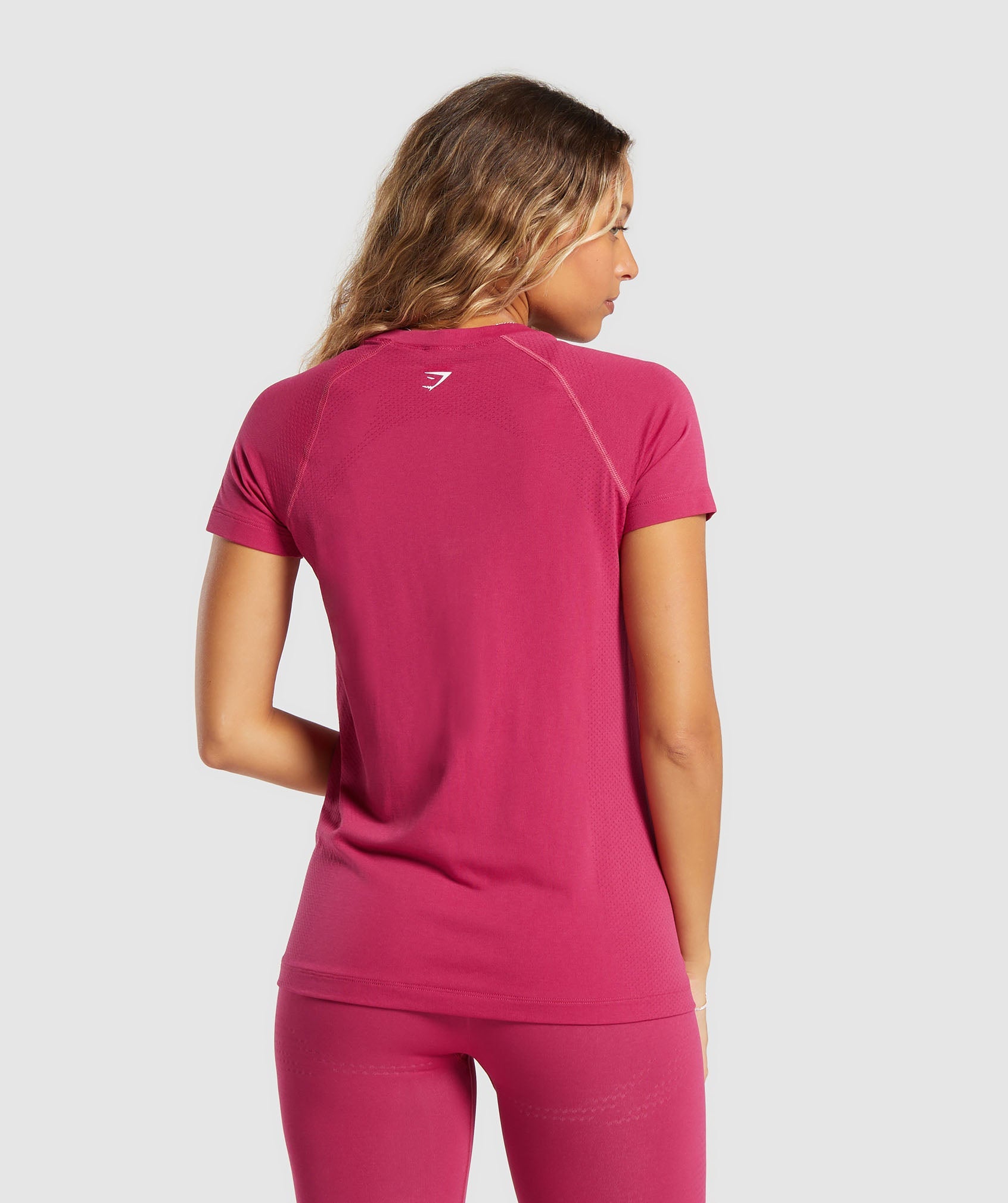 Vital Seamless 2.0 Light T-Shirt in Vintage Pink/Marl - view 2