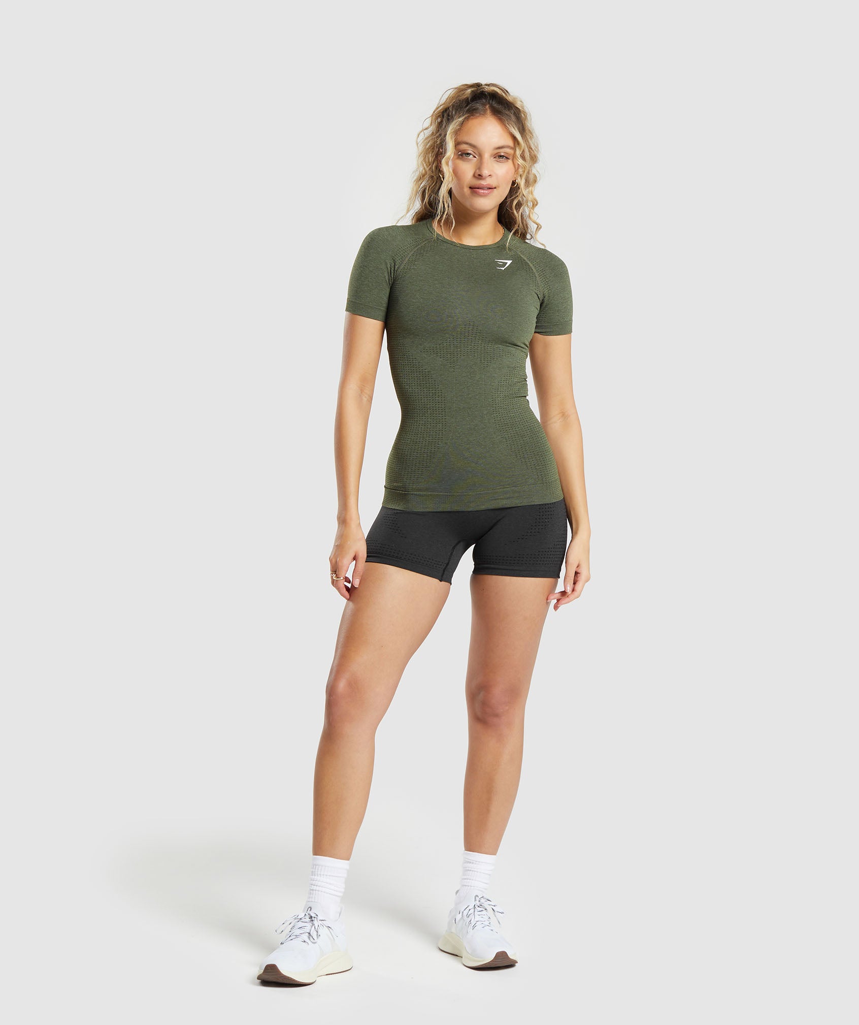 Vital Seamless T-Shirt in Base Green Marl - view 4