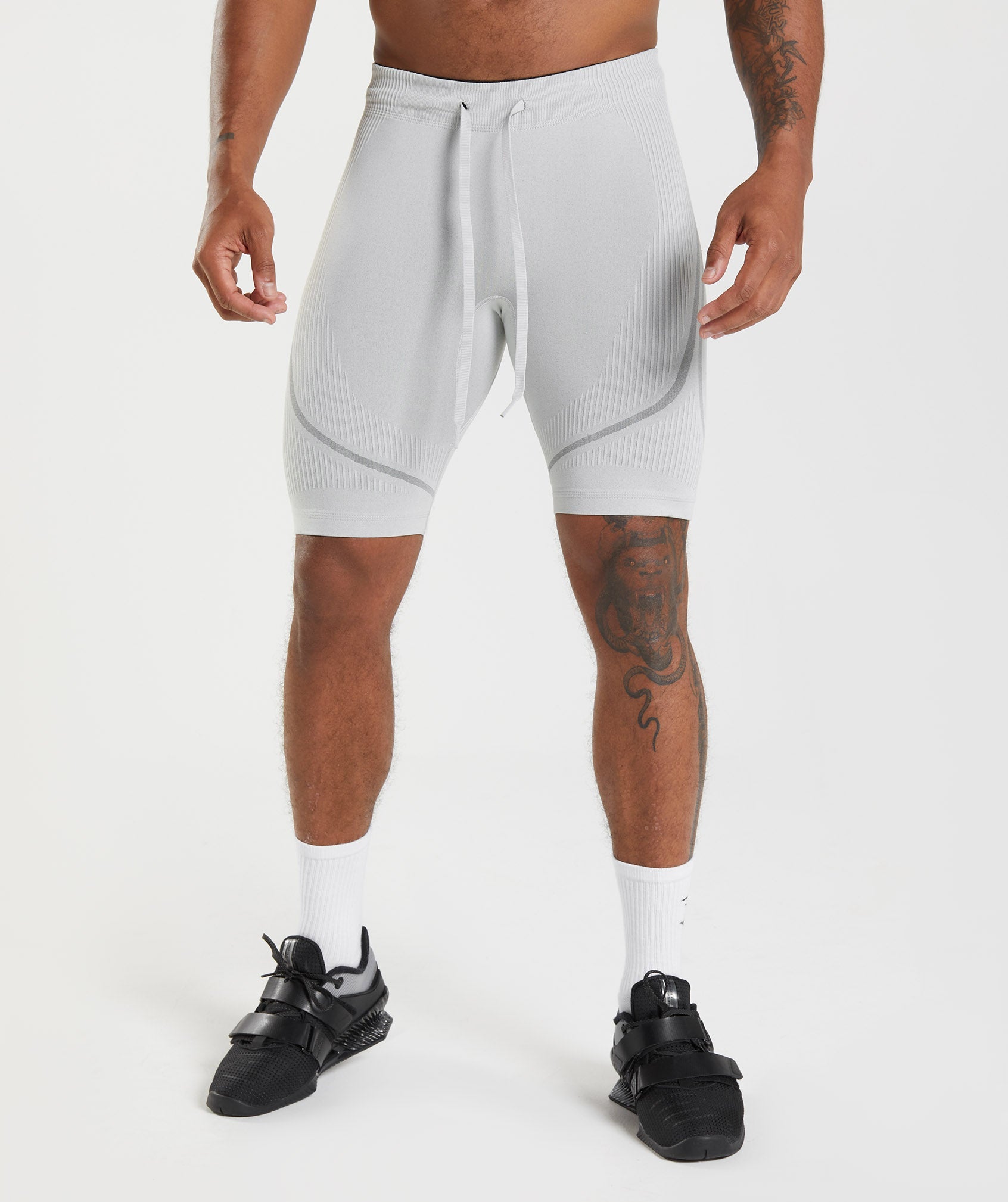 315 Seamless 1/2 Shorts in Light Grey/Charcoal Grey
