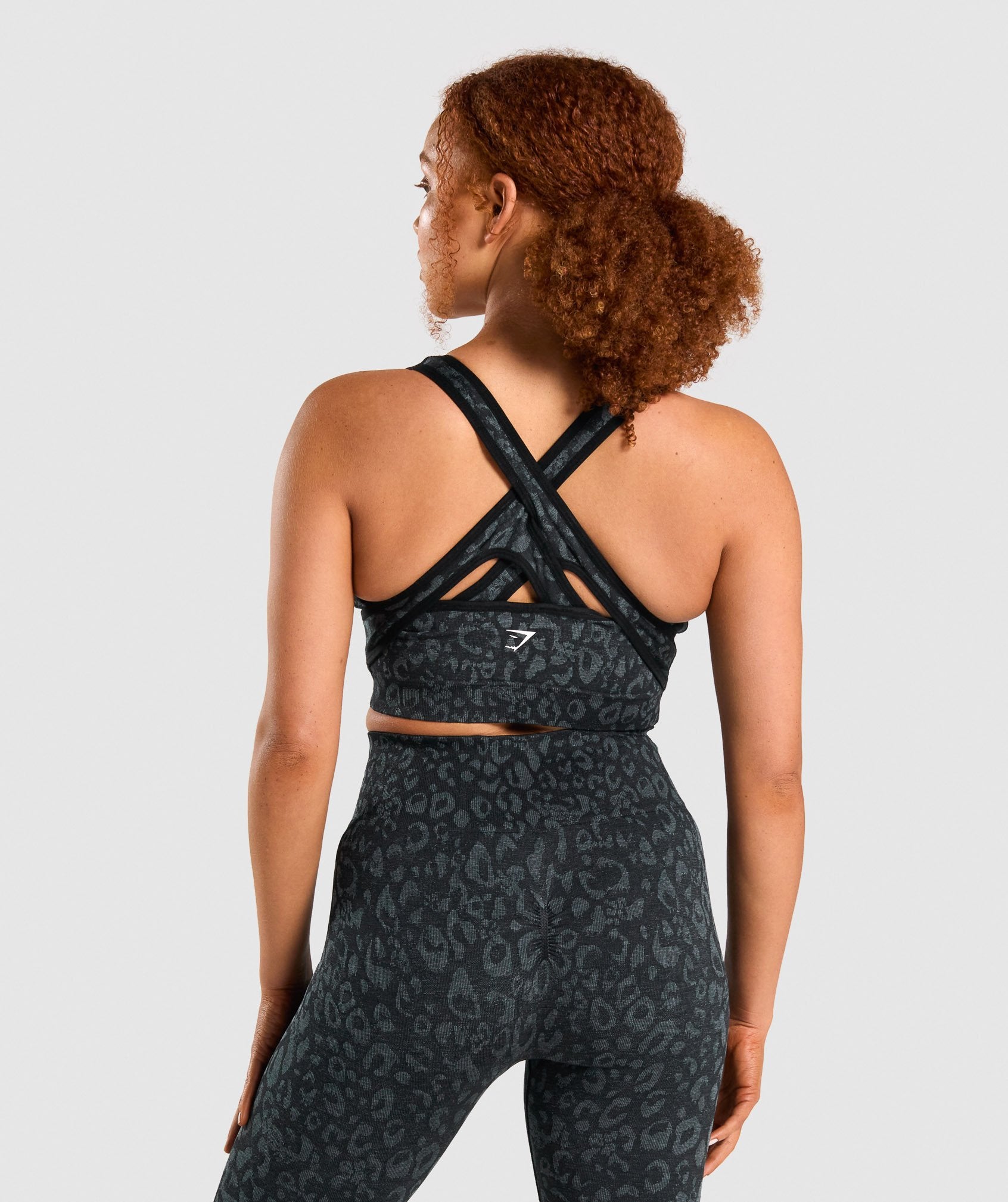 Adapt Animal Seamless Sports Bra in Black