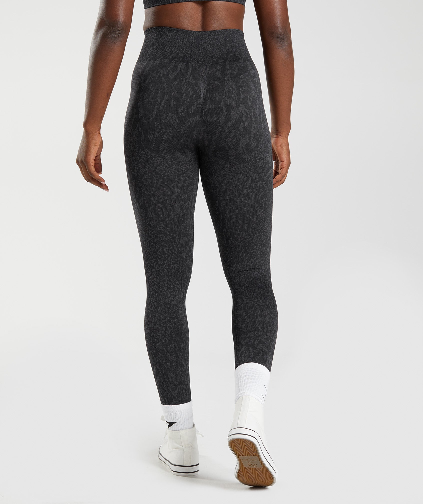 Adapt Animal Seamless Leggings in Reef | Black