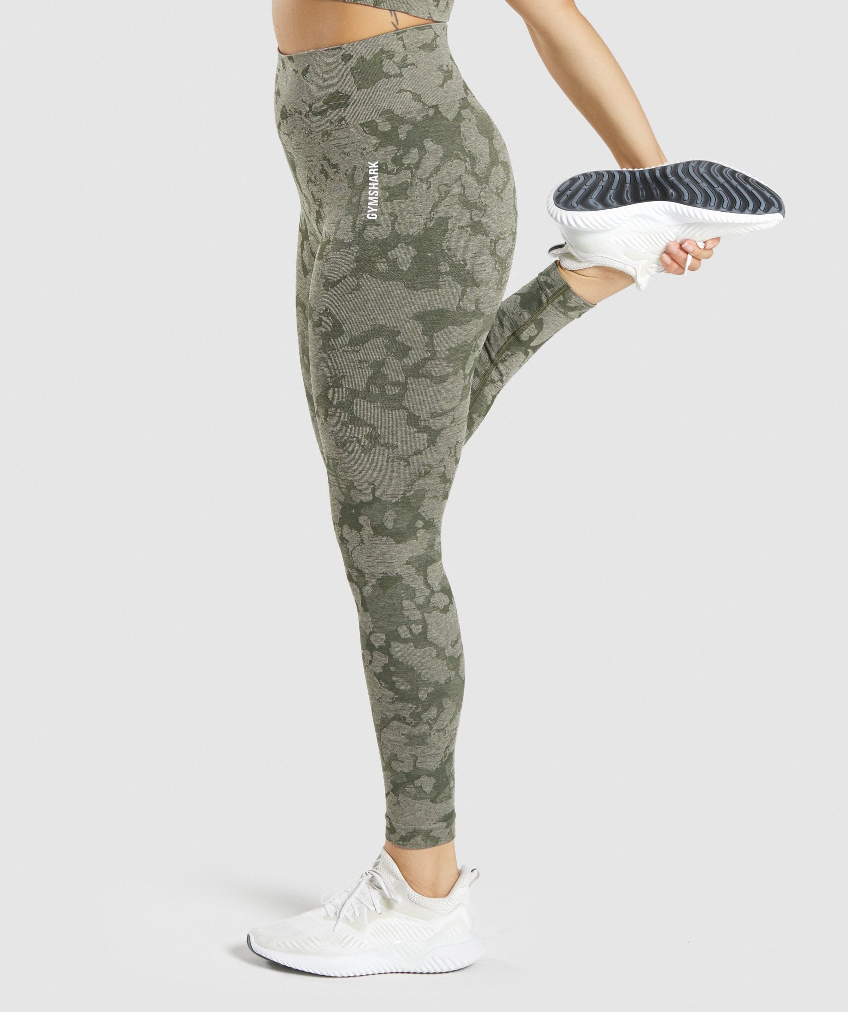 Gymshark Camo Seamless Leggings Sage Green Women's Medium New BNWT Workout  Run : r/gym_apparel_for_women