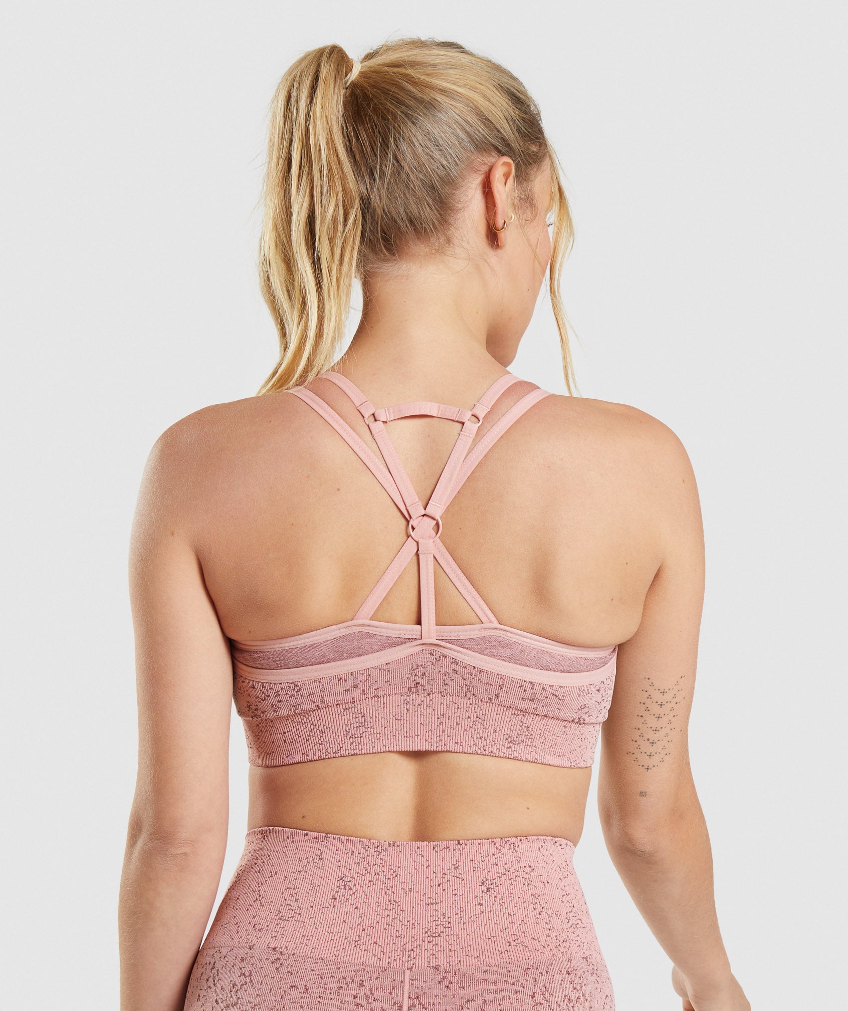 Gymshark Studio Sports Bra - Hibiscus Pink