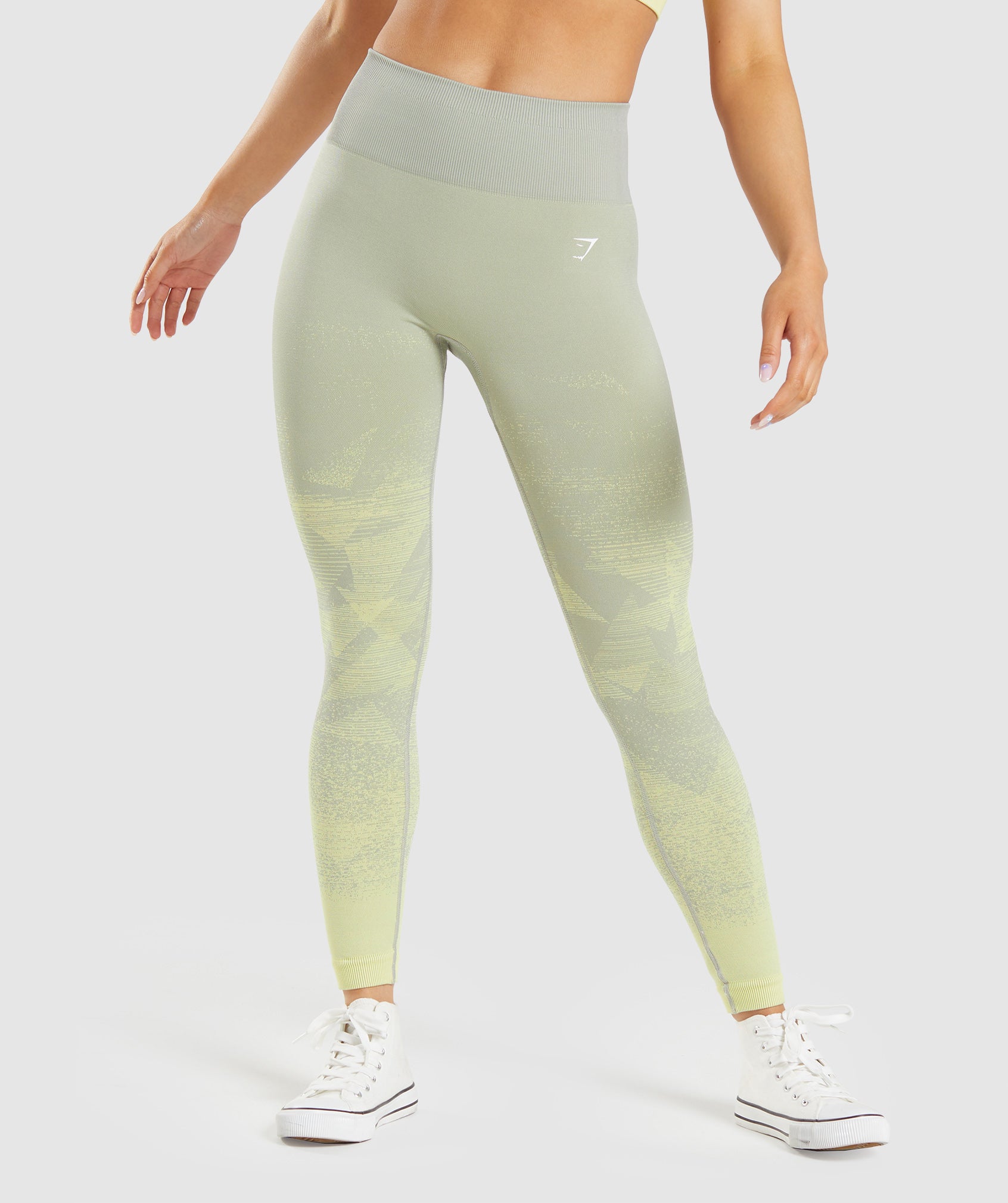 Adapt Ombre Seamless Leggings in Triangle |  Taupe Grey - view 1