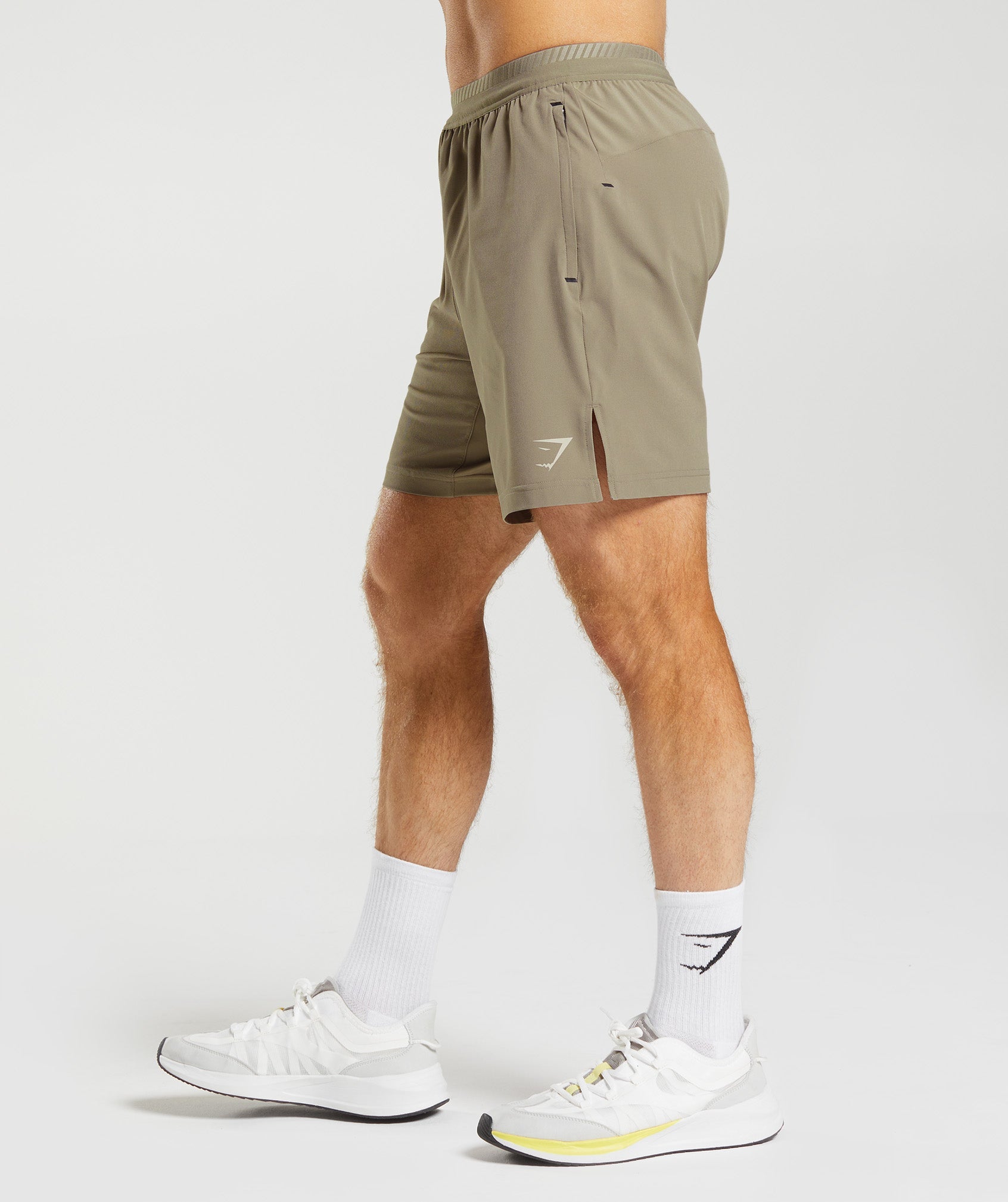 Apex 7" Hybrid Shorts in Earthy Brown - view 3