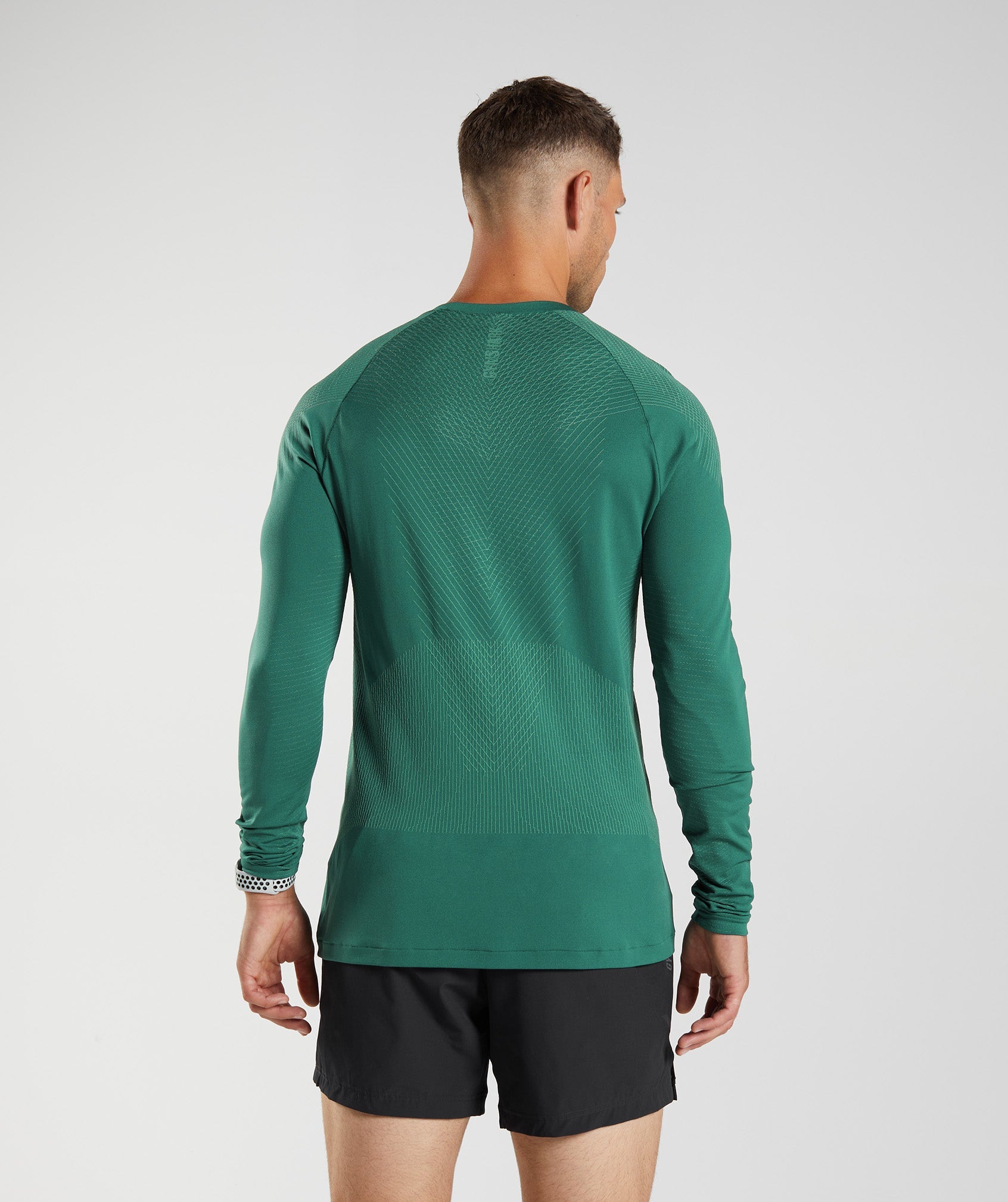 Apex Seamless Long Sleeve T-Shirt in Woodland Green/Hoya Green - view 2