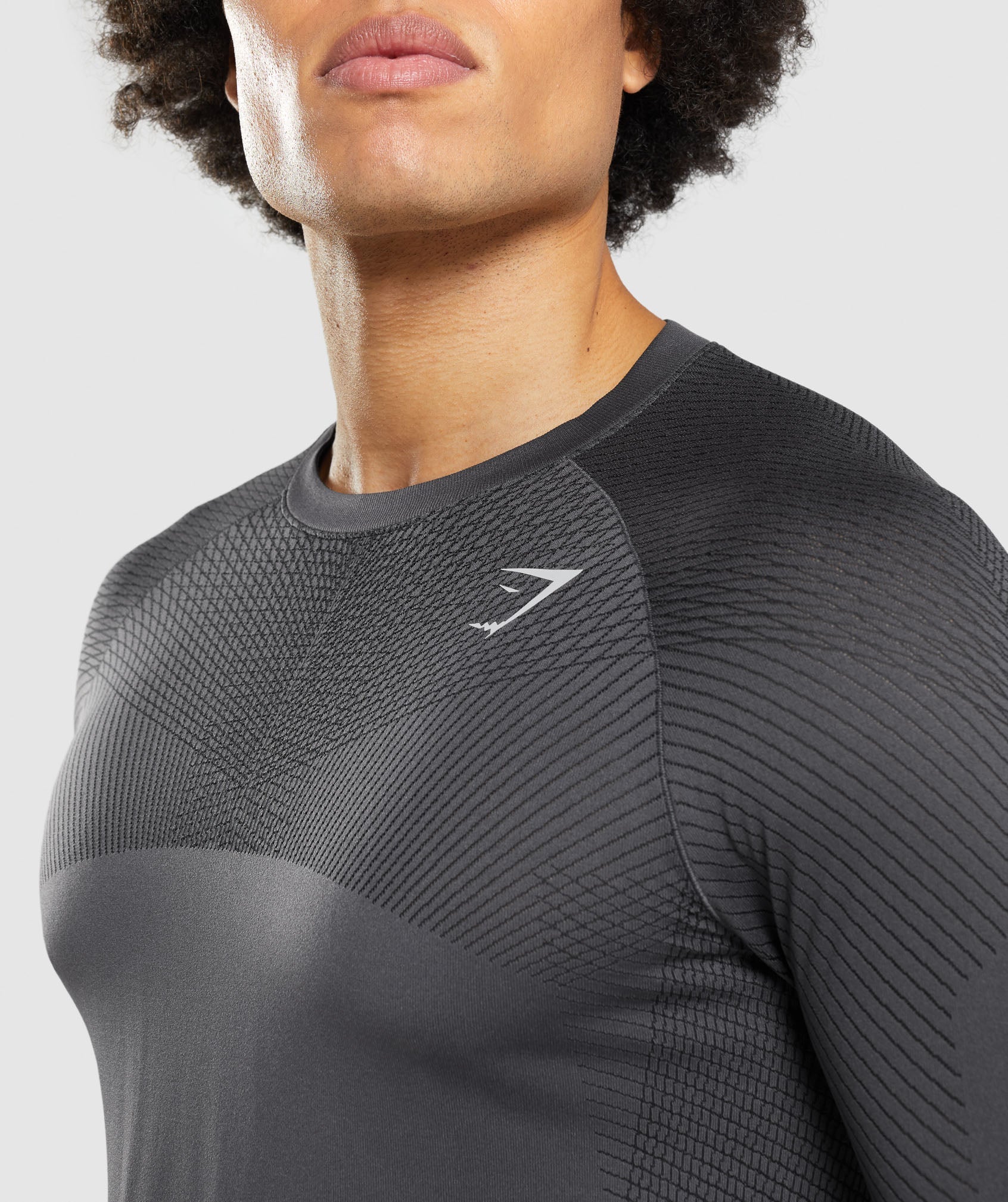 Apex Seamless Long Sleeve T-Shirt in Onyx Grey/Black - view 7