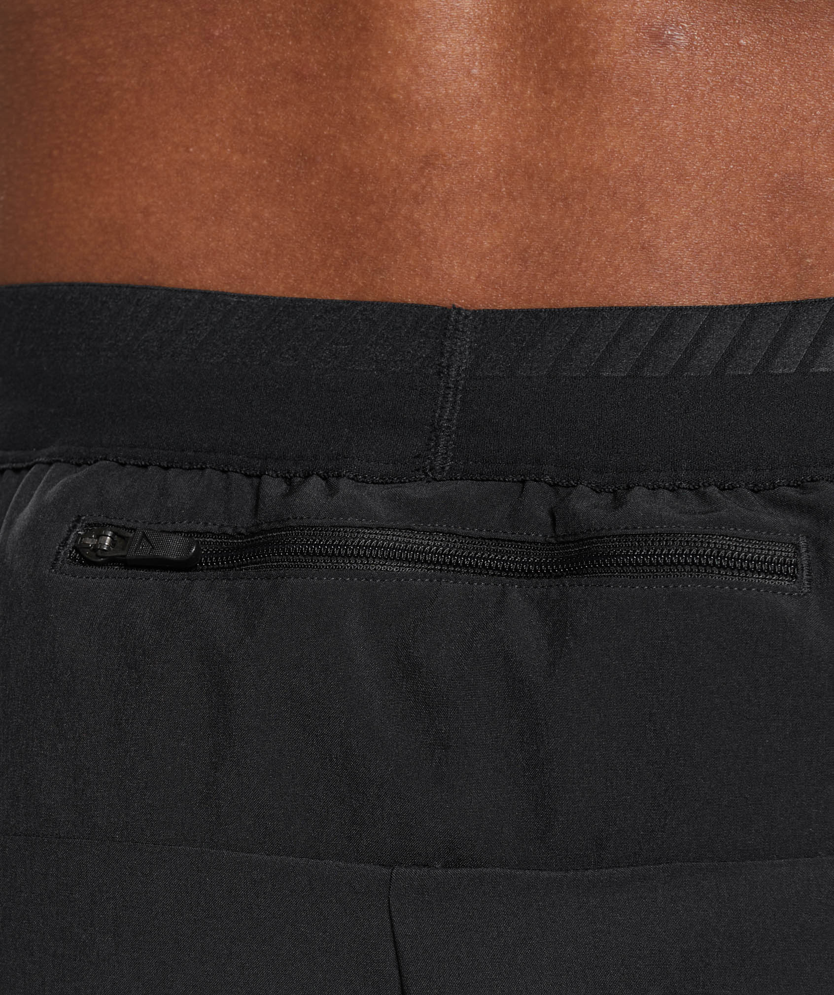 Apex Run 4" Shorts in Black - view 6