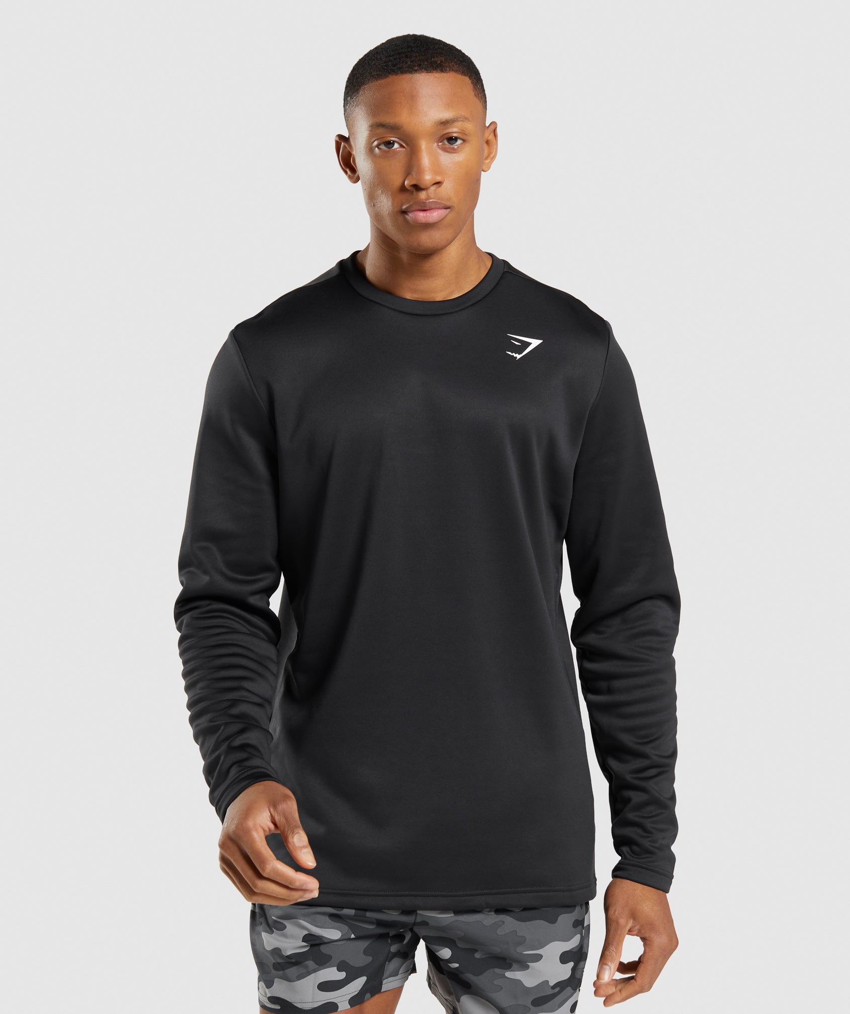 Arrival Crew Sweatshirt in Black