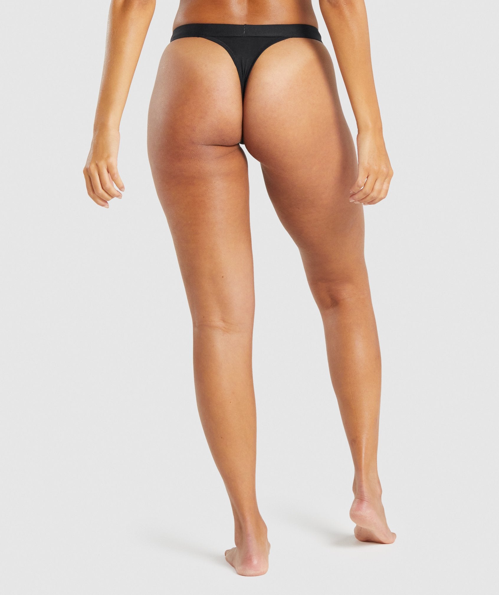 Gymshark Seamless High Rise Thong - Black