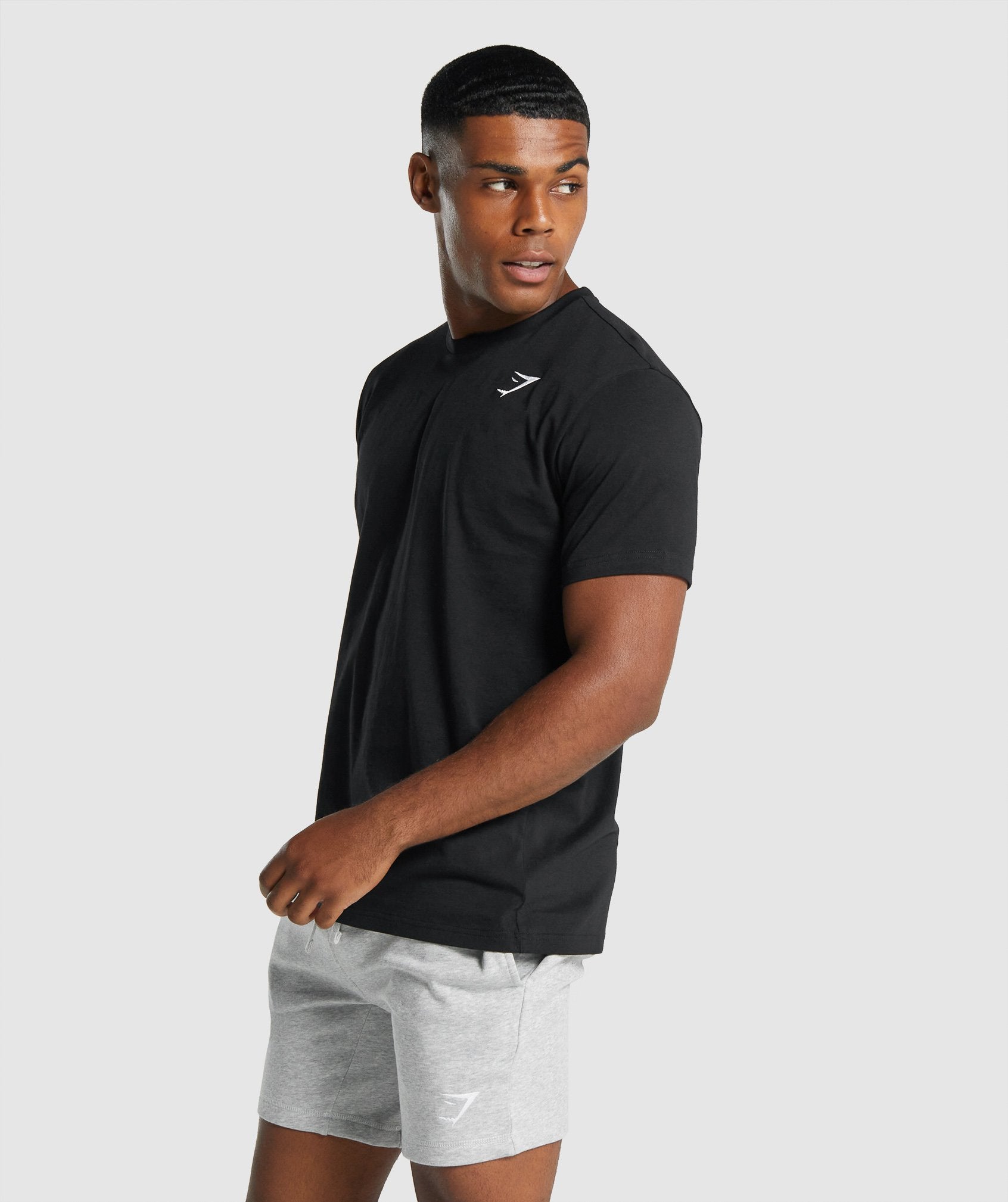 Gymshark Crest Long Sleeve T-Shirt - Black