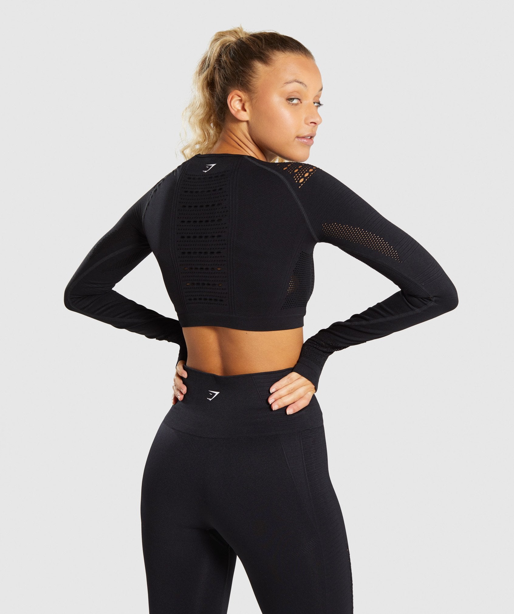 Gymshark Flawless Knit Long Sleeve Crop Top - Black | Gymshark