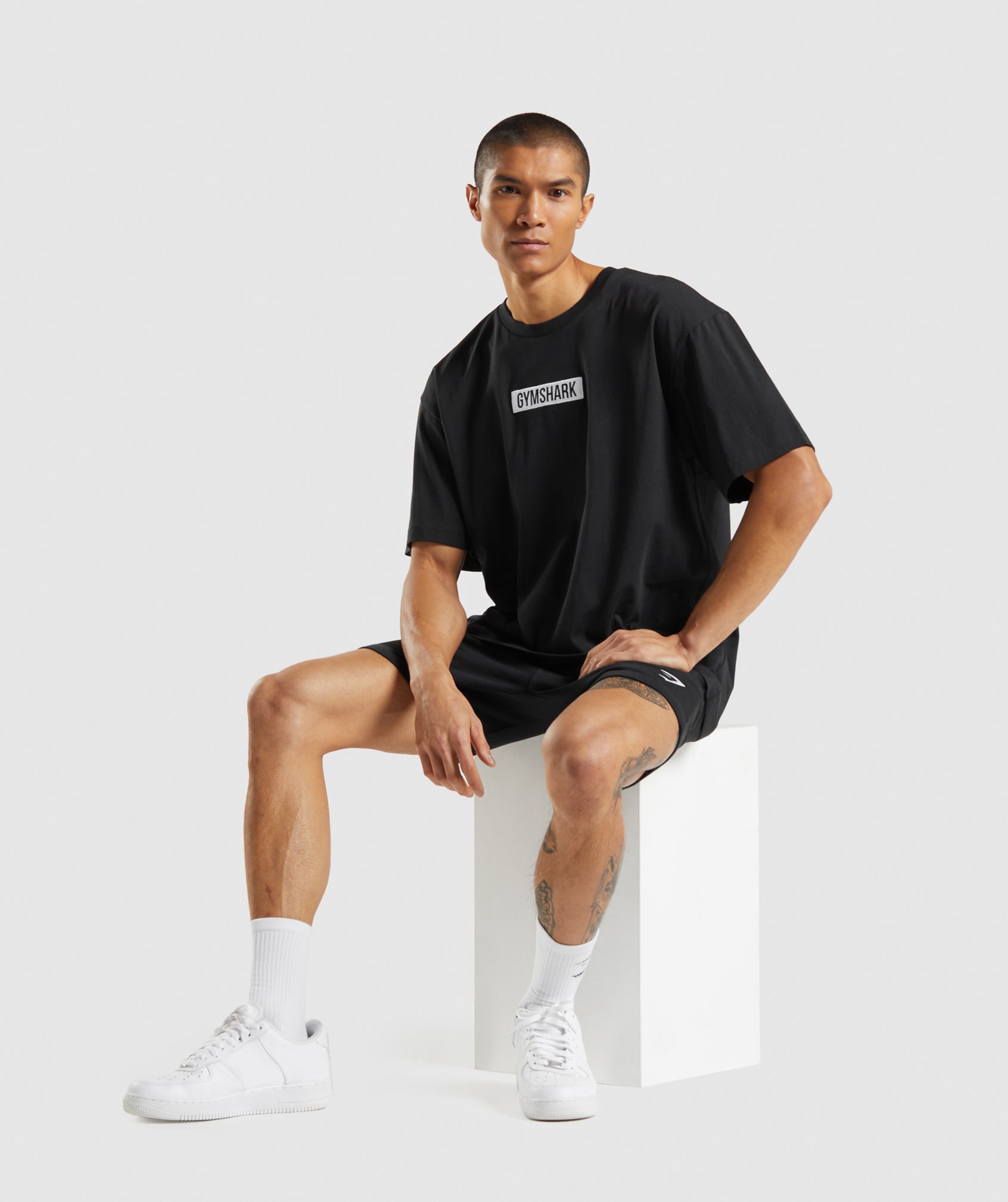 Central Oversized T-Shirt in Black - view 4
