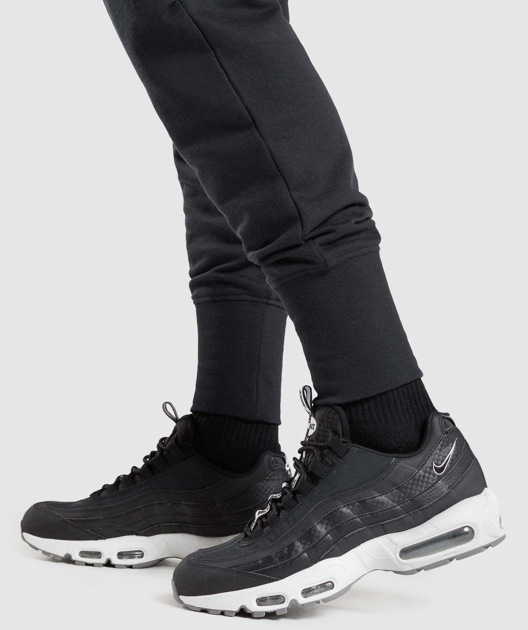 Restore Joggers in Black - view 7