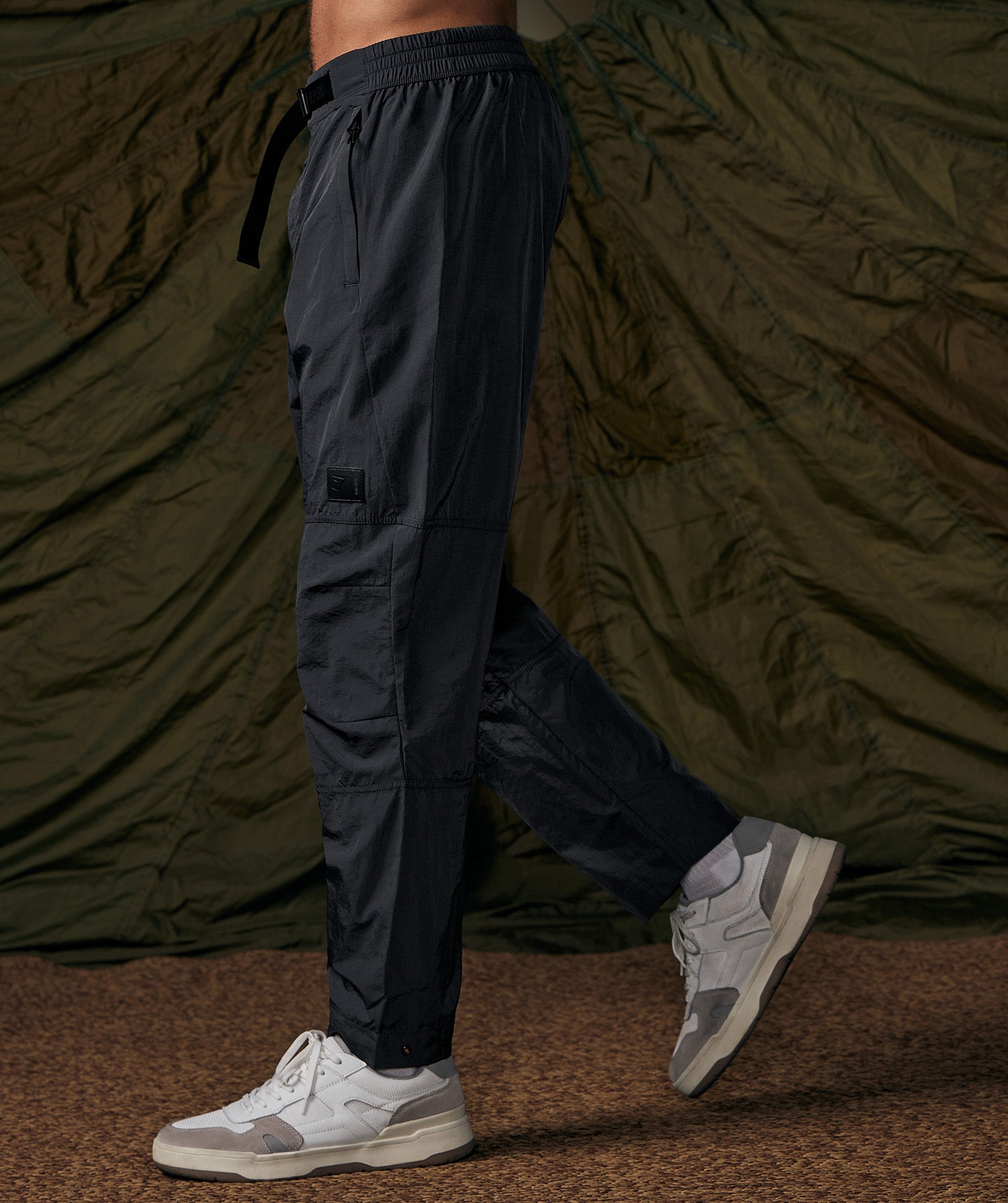 Retake Woven Joggers in Onyx Grey