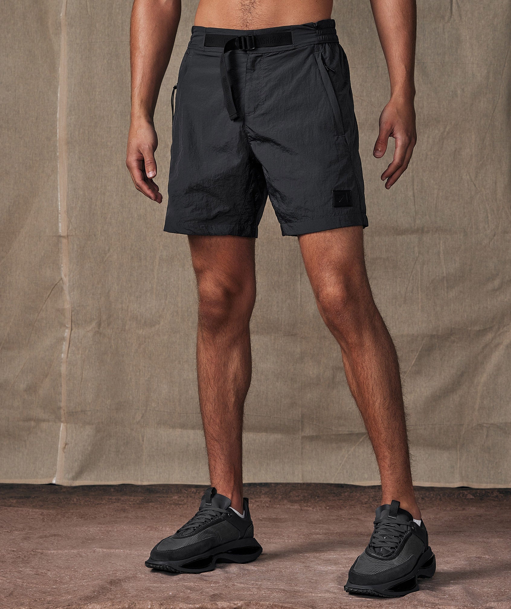 Retake Woven Shorts in Onyx Grey