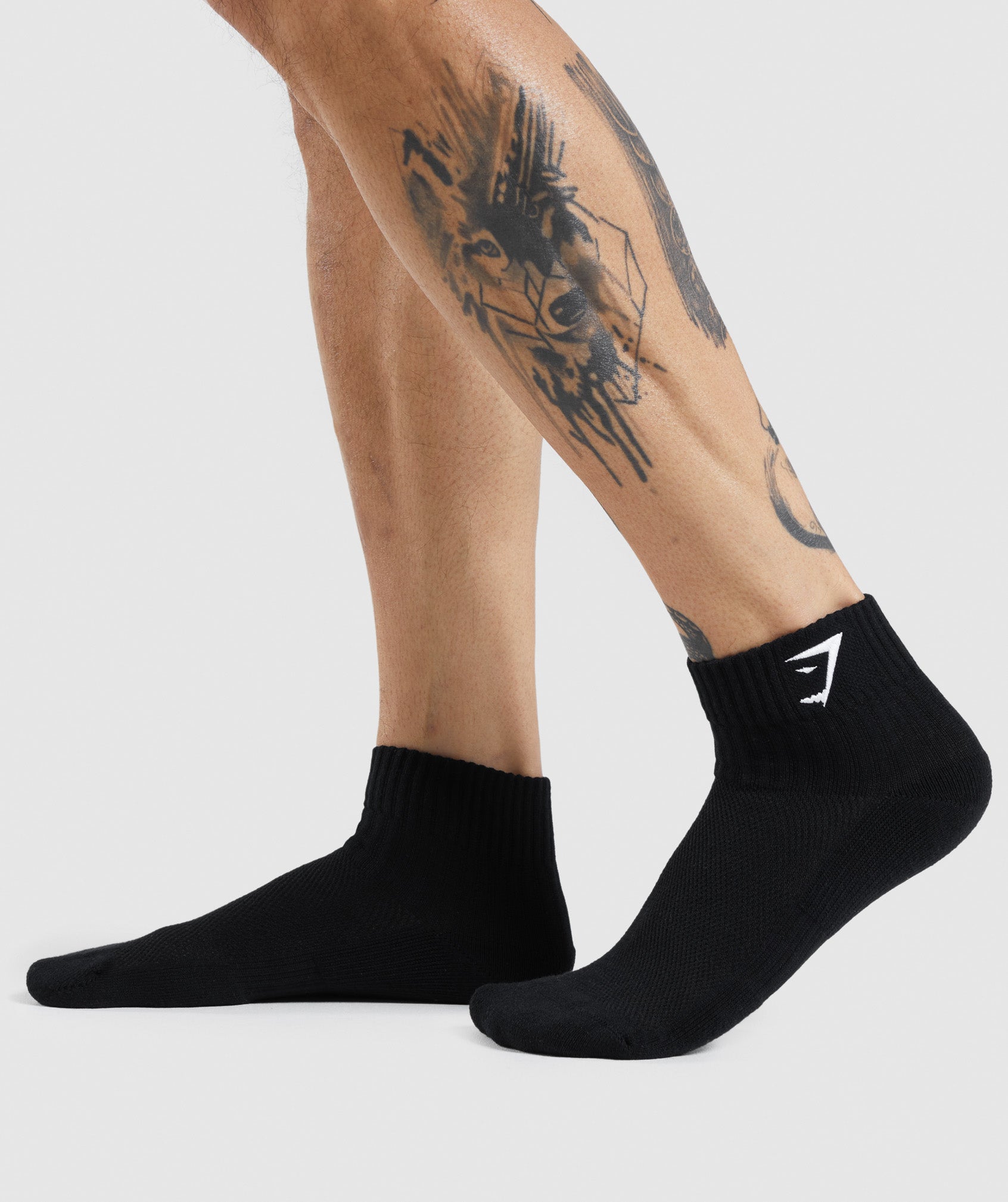 Sharkhead Embroidered Quarter Socks 2pk