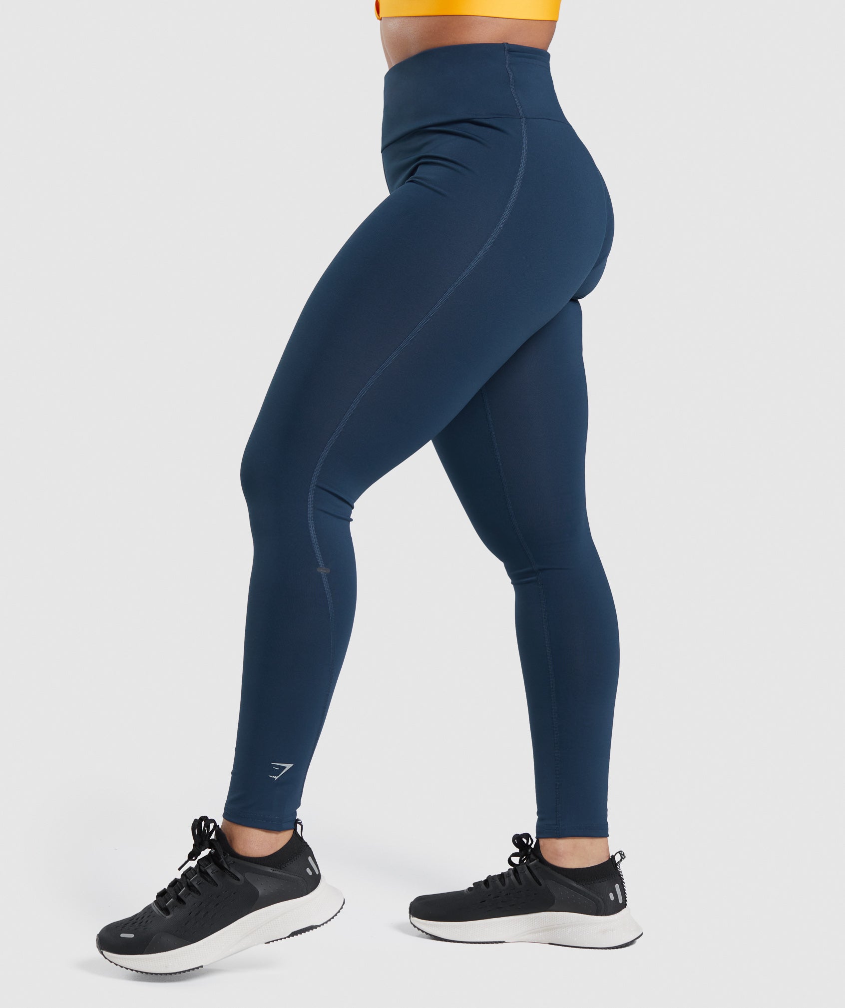 Speed Leggings in Navy