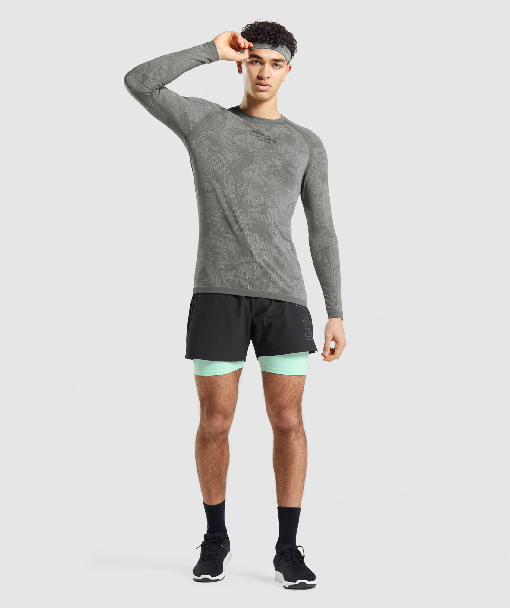 Gymshark//Steve Cook Long Sleeve Seamless T-Shirt in Charcoal Grey/Smokey Grey - view 4