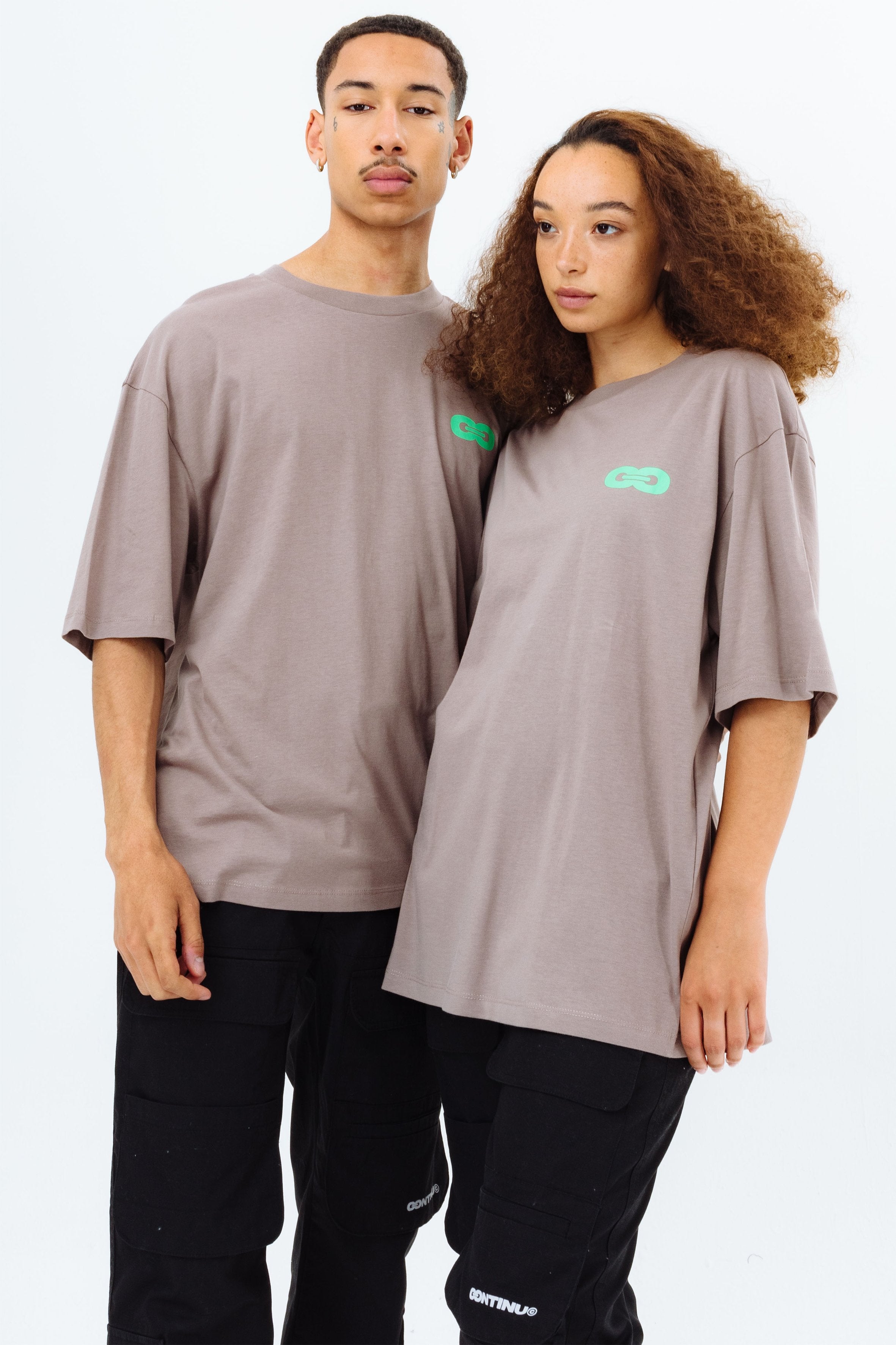 continu8 taupe oversized t-shirt