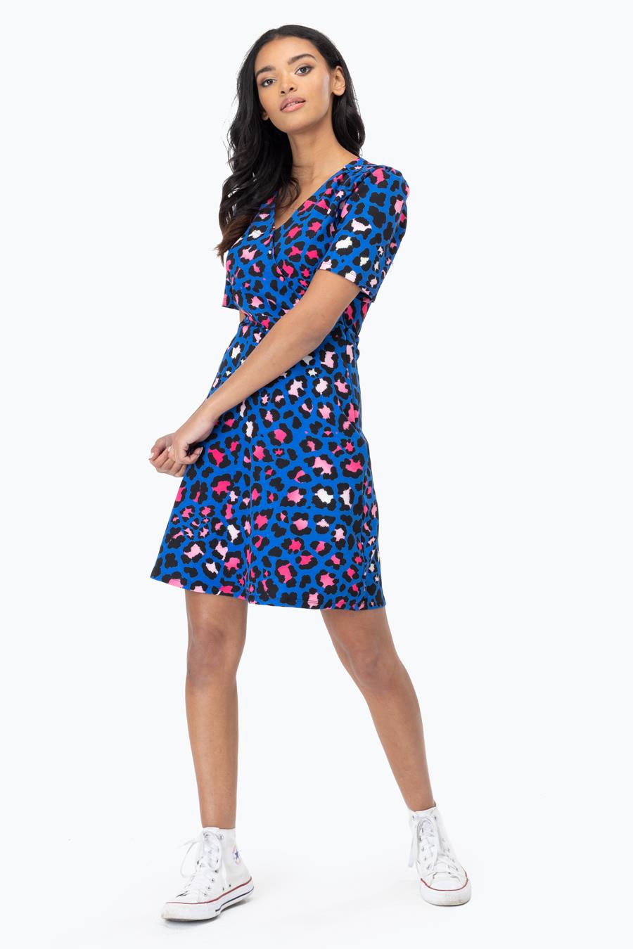 tea dress with trainers
