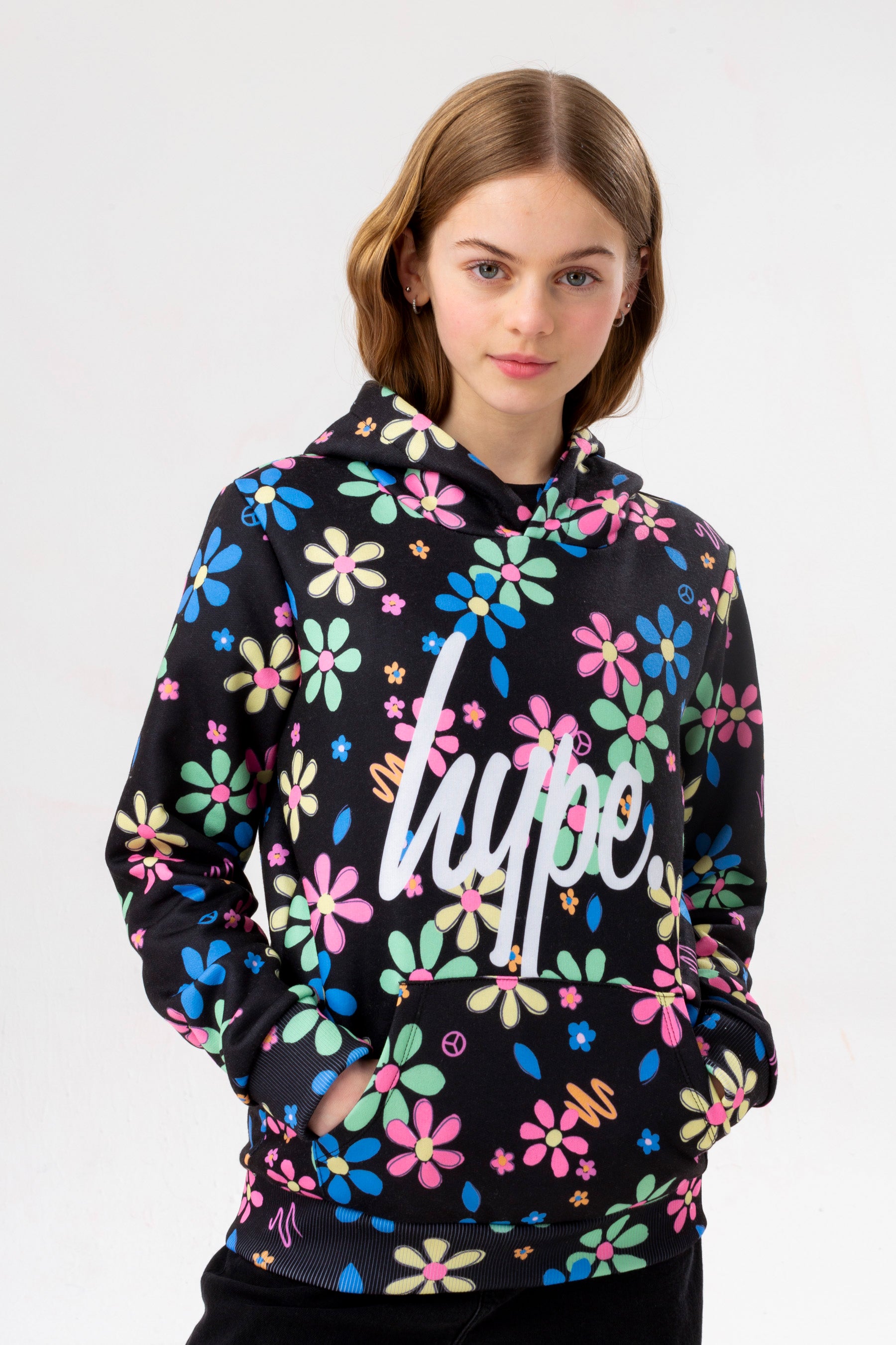 hype girls black daisy script hoodie