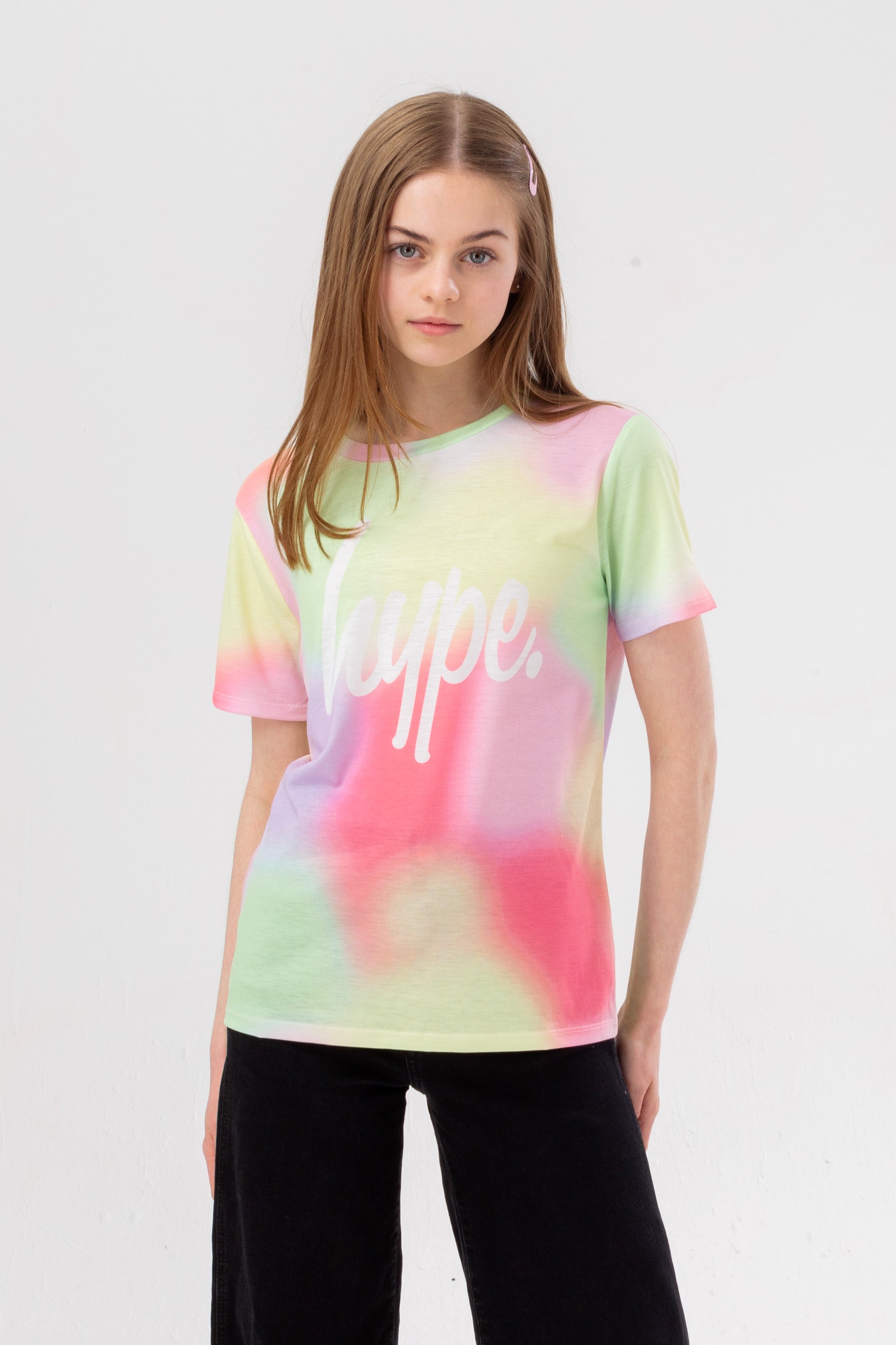 hype girls pastel spray paint script t-shirt