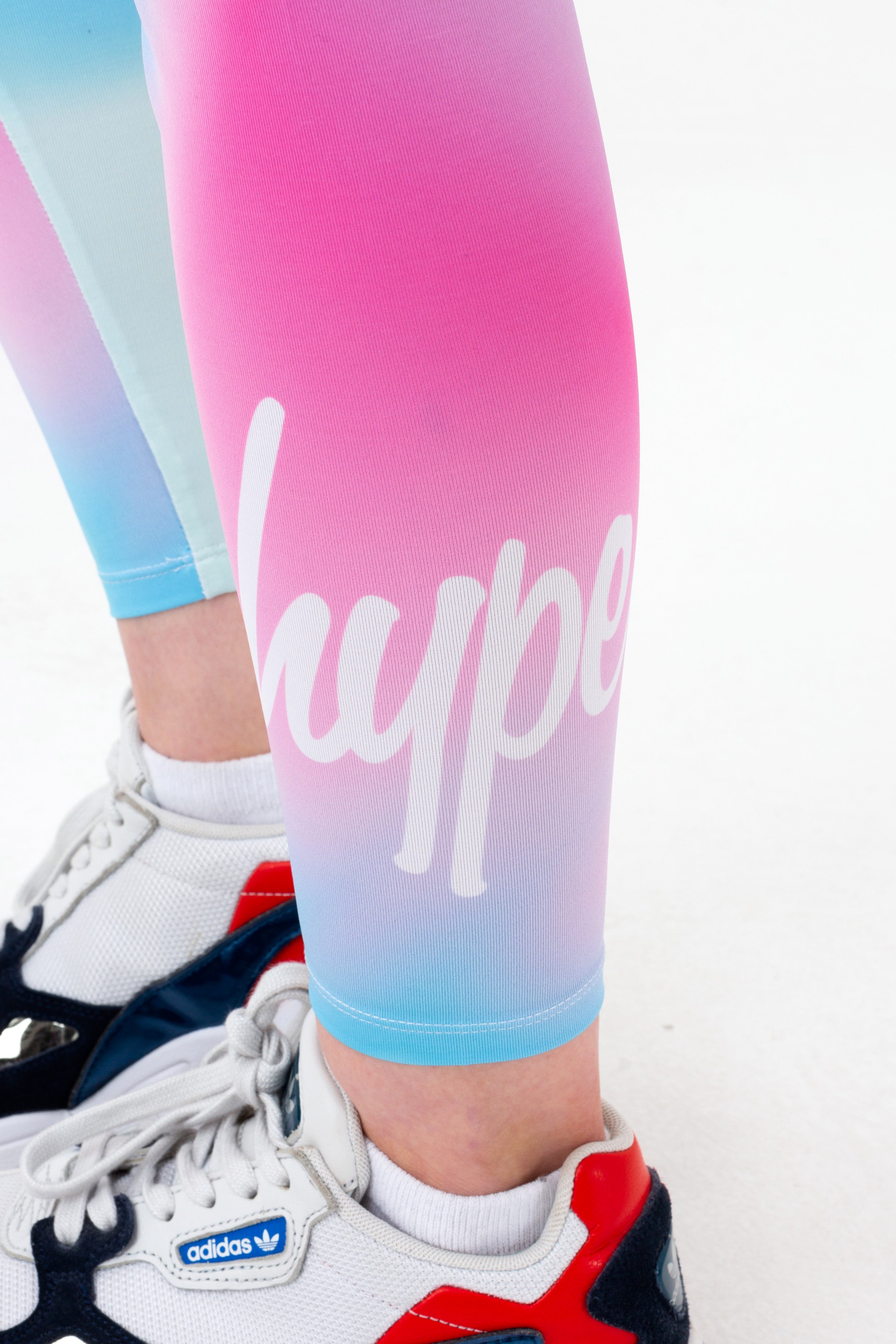 NTWRK - HYPE GIRLS PINK PASTEL WAVE SCRIPT LEGGINGS