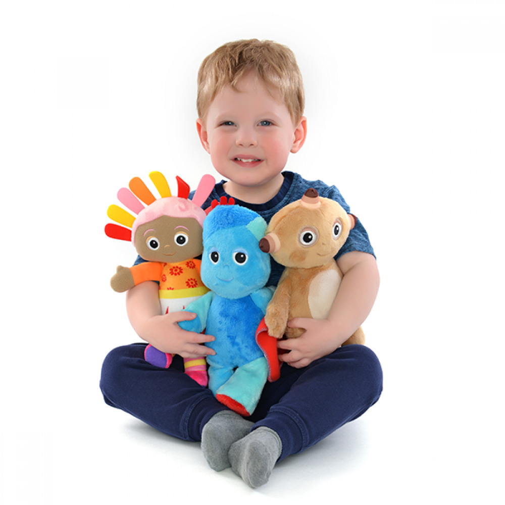 snuggly singing iggle piggle