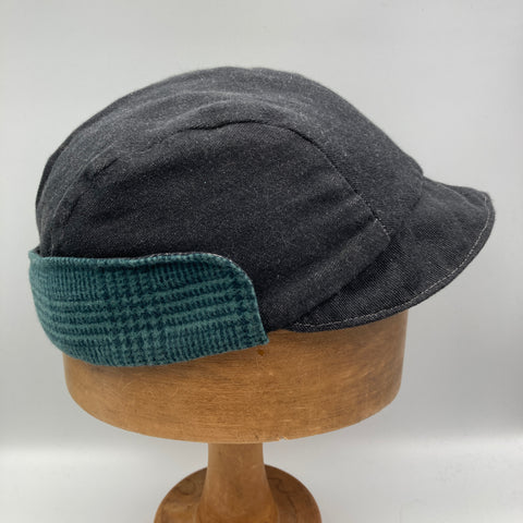 Charcoal flannel trapper cap