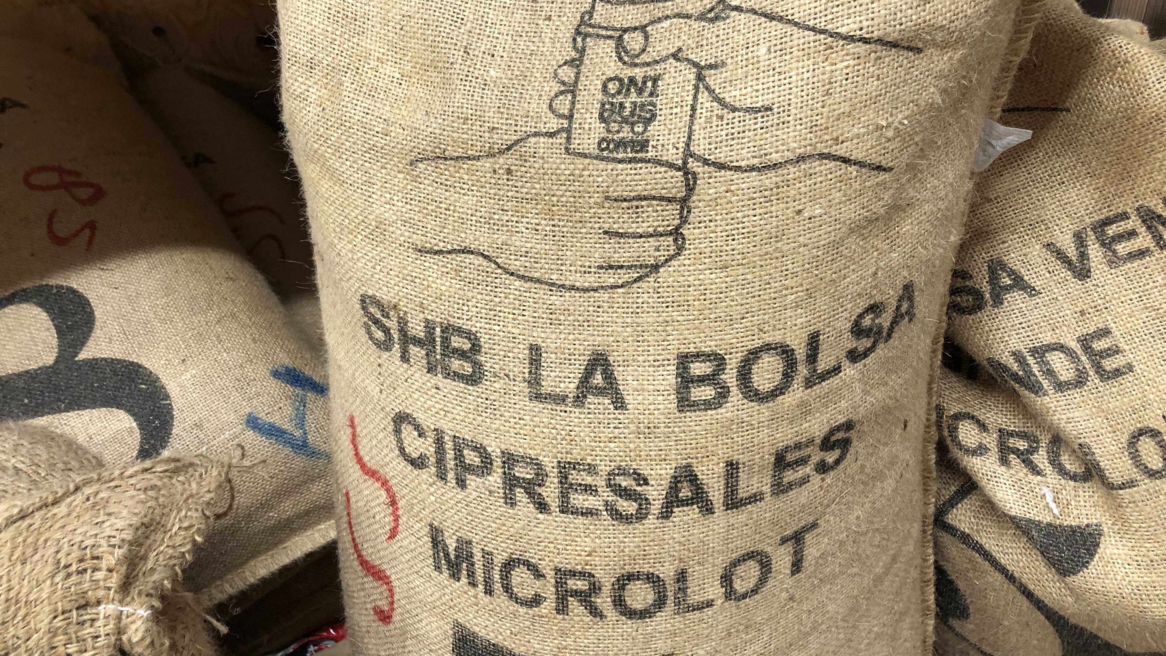 La Bolsa Cipresales（ラボルサ　シプレサレス）
