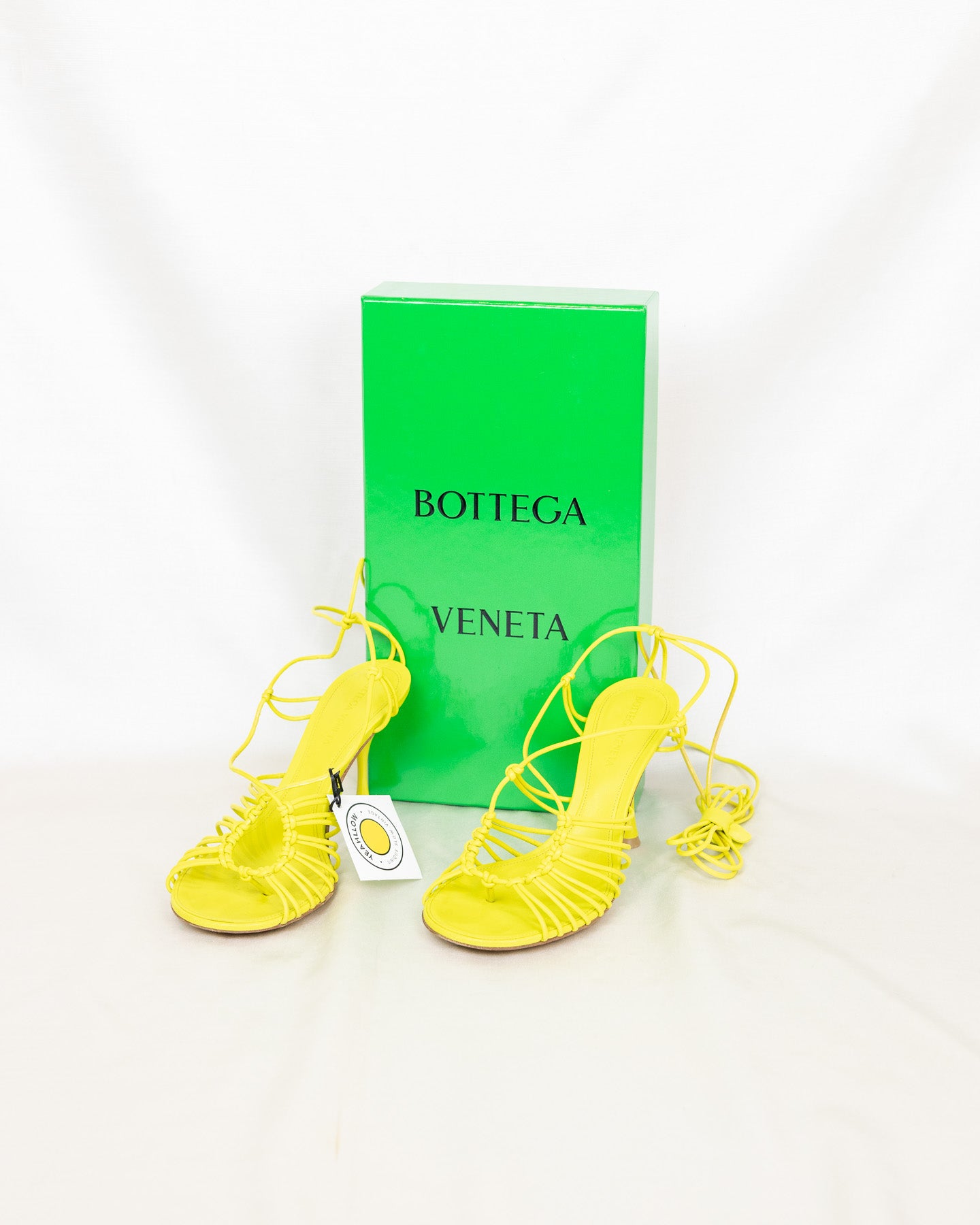 image of BOTTEGA VENETA GREEN KNOTTED LEATHER SANDALS WITH BOX AND DUST BAG - SIZE 36