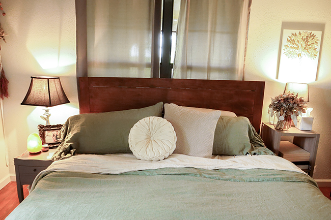 all natural bedding, linen sheets, wool mattress, organic mattress, nontoxic bed