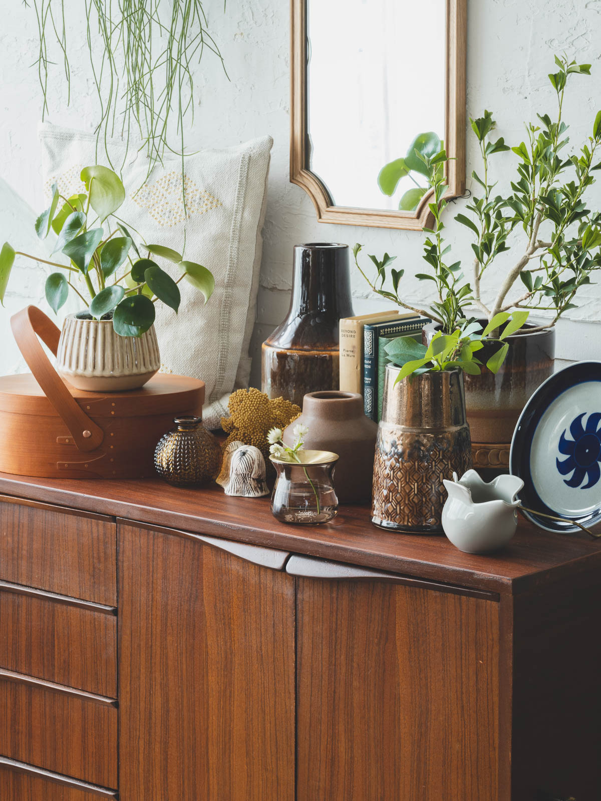 House Flower Vase — ANTRY USE ONLY GENUINE