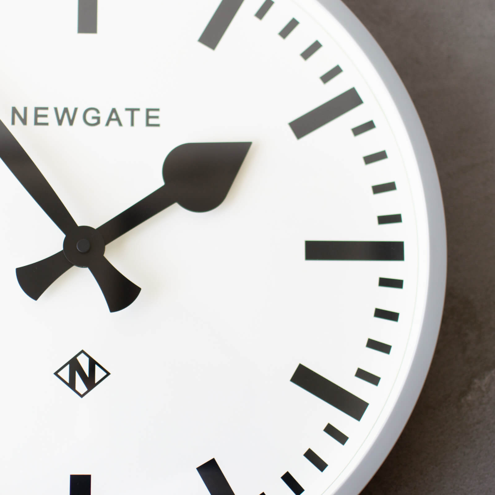 Number Three clock − Railway Clock Posh Grey｜NEWGATE — ANTRY USE