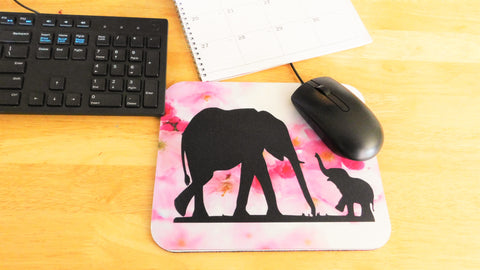 Elephant mama and baby Mouse Pad