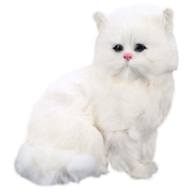 chat en peluche comme un vrai