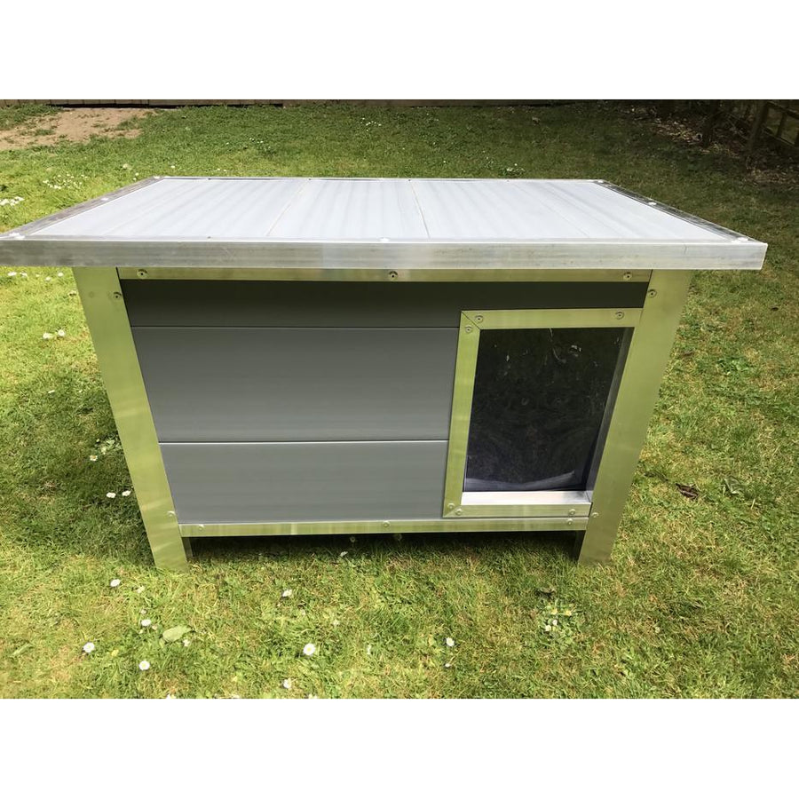 insulated kennels