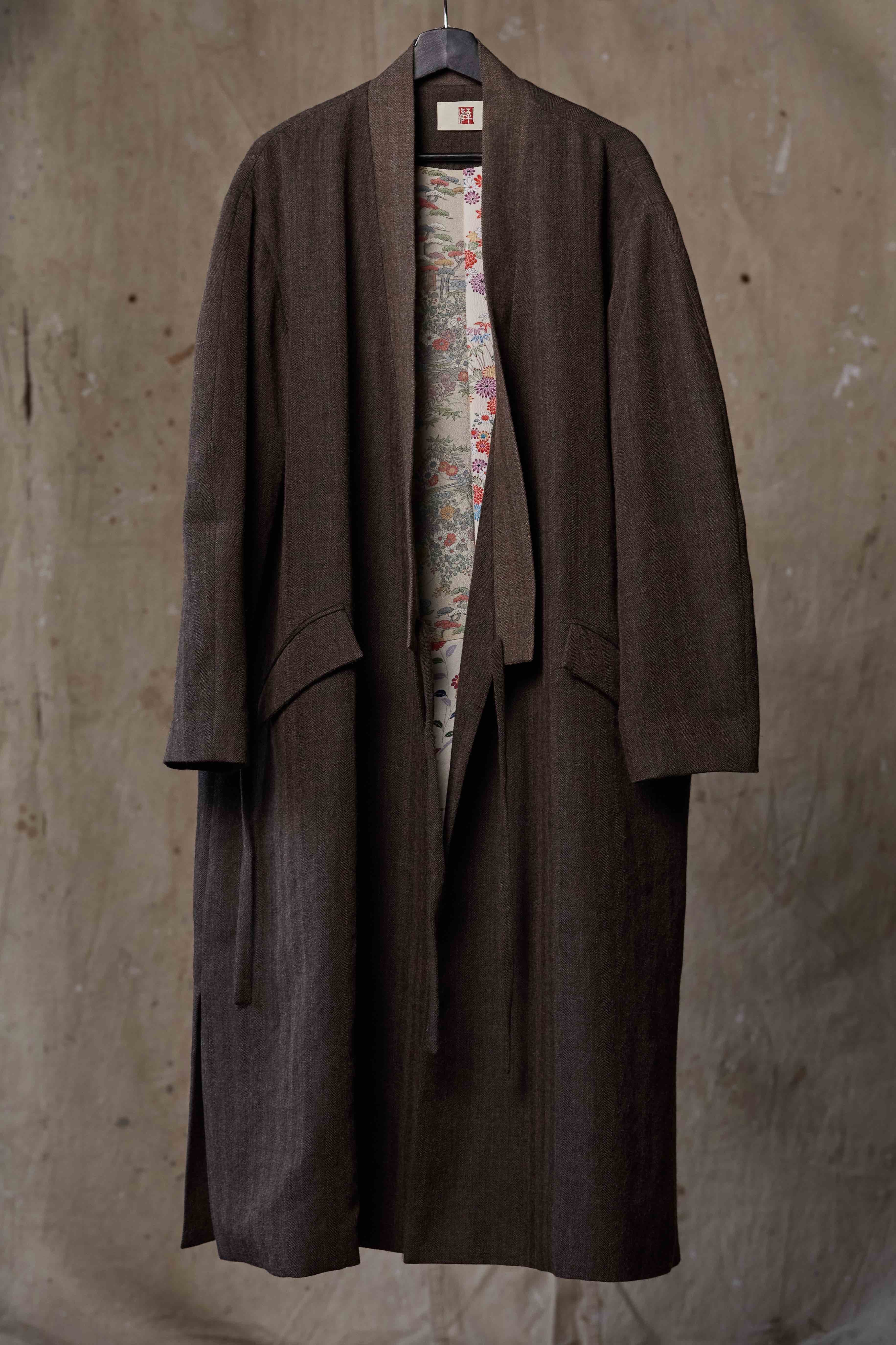 Aviva Jifei Xue Reversible Long Kimono Coat W/ Vintage Patchwork Lining In Brown