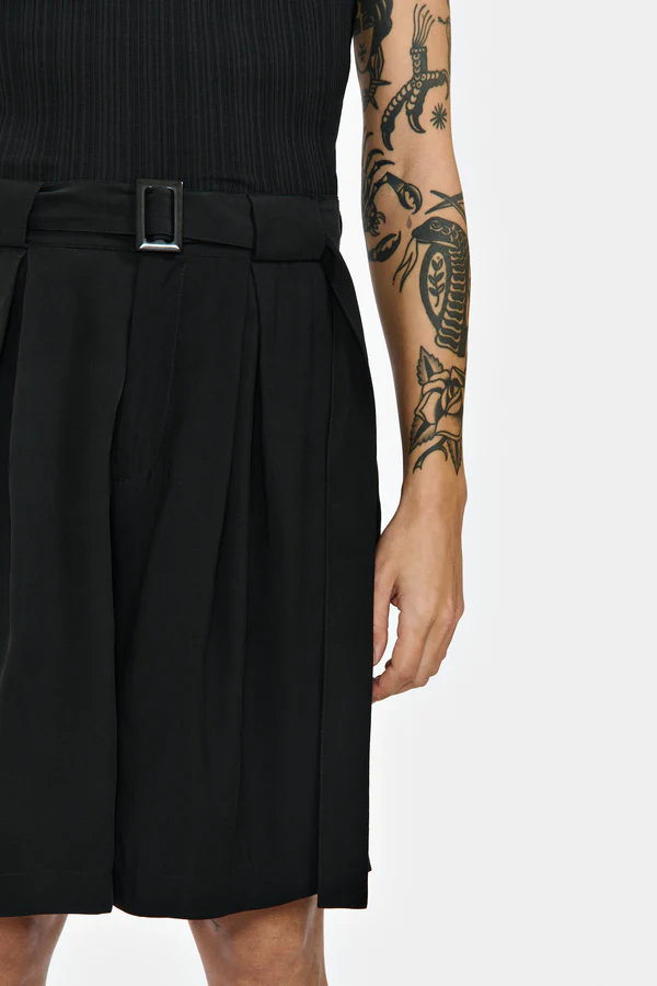 Shop Louis Gabriel Nouchi Unisex With Box Pleats And Belt Large Shorts In 001 Black