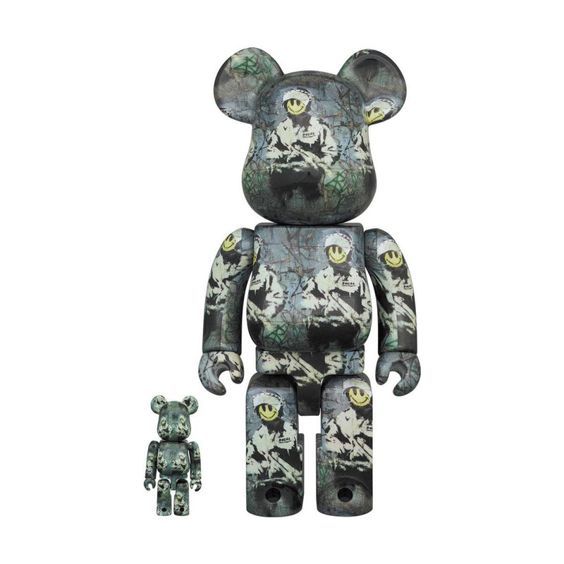 Medicom Toy + BRANDALISM Be@rbrick 100% + 400% 'Riot Cop