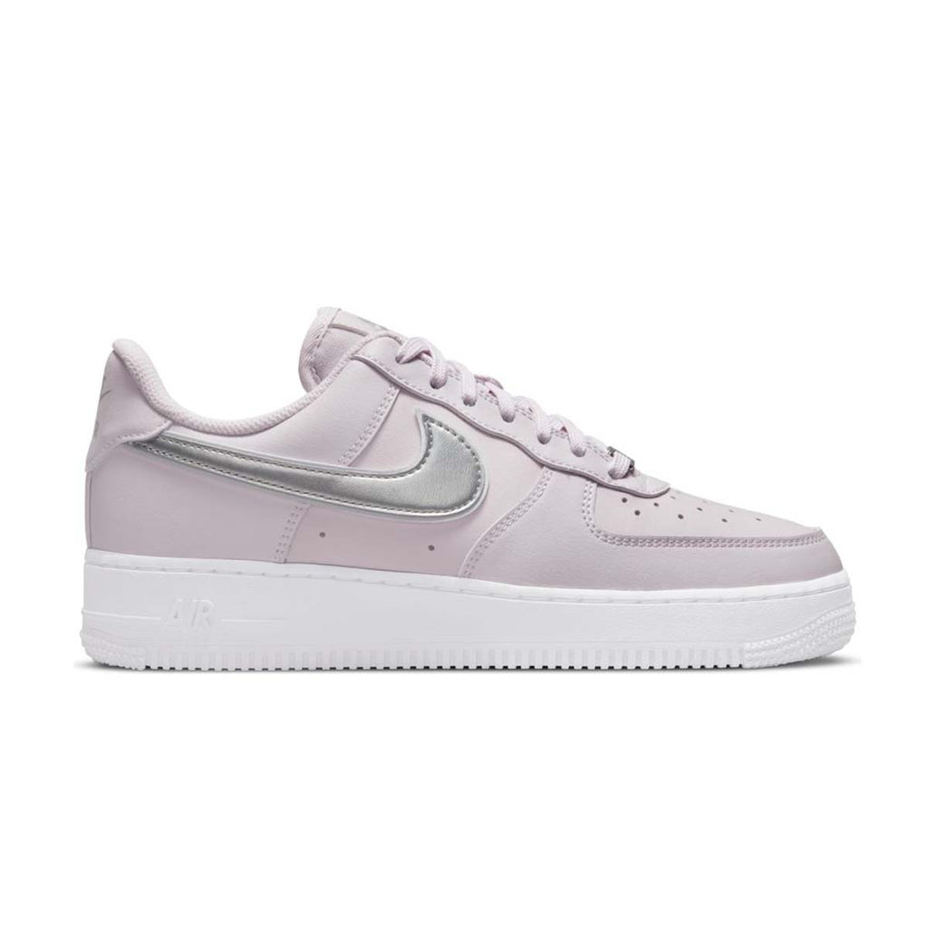 Nike Women's Air Force 1 07 Essential Sneakers