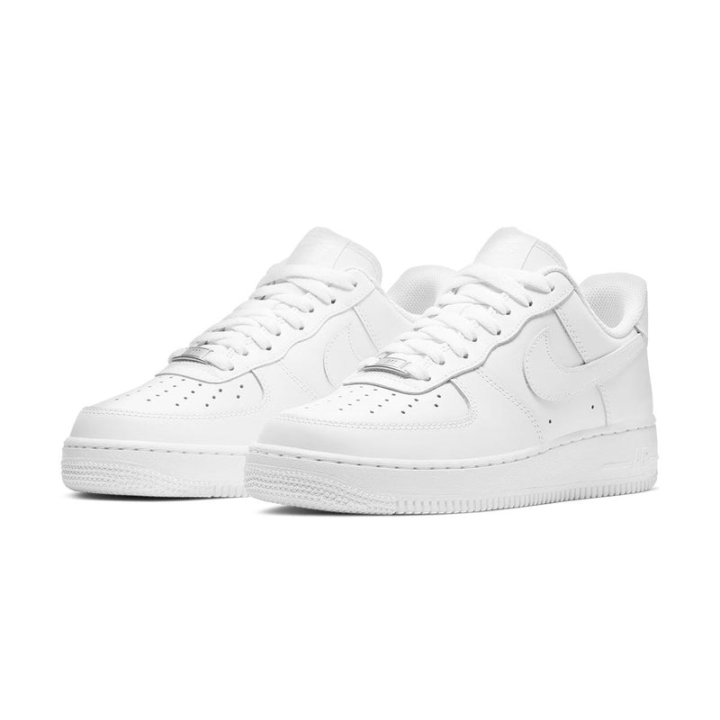 nike air force 1 07 triple white