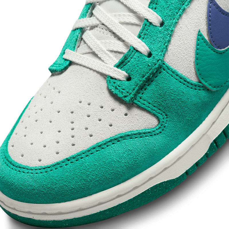 Nike Wmns Dunk Low SE 'Double Swoosh Neptune Green' – Limited Edt